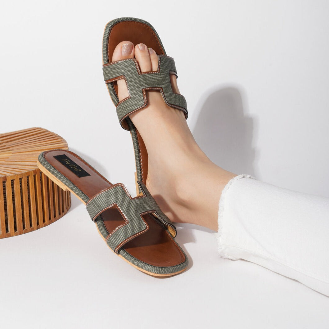 H Style Flats - Brown/Green