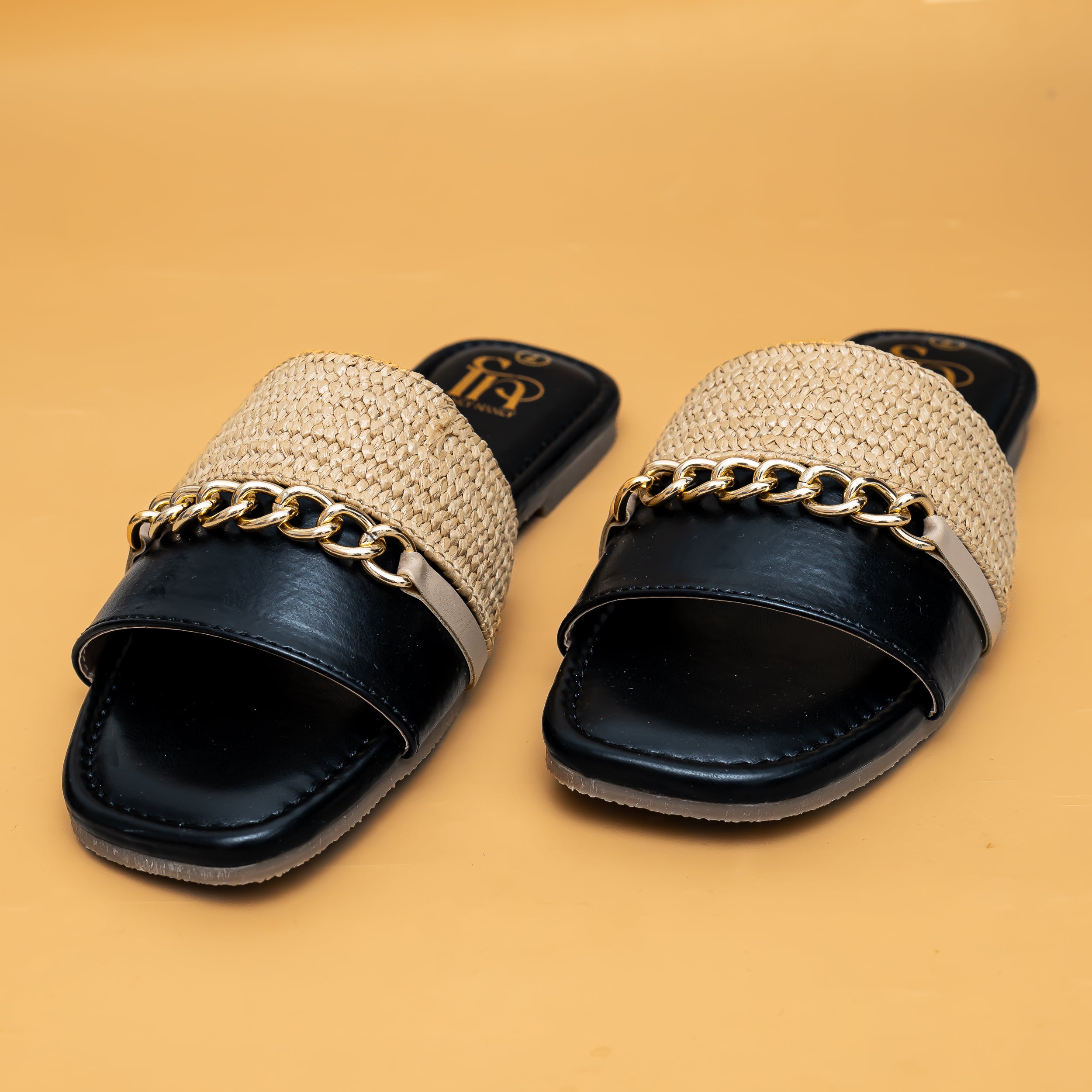 Woven Chain Flats - Black