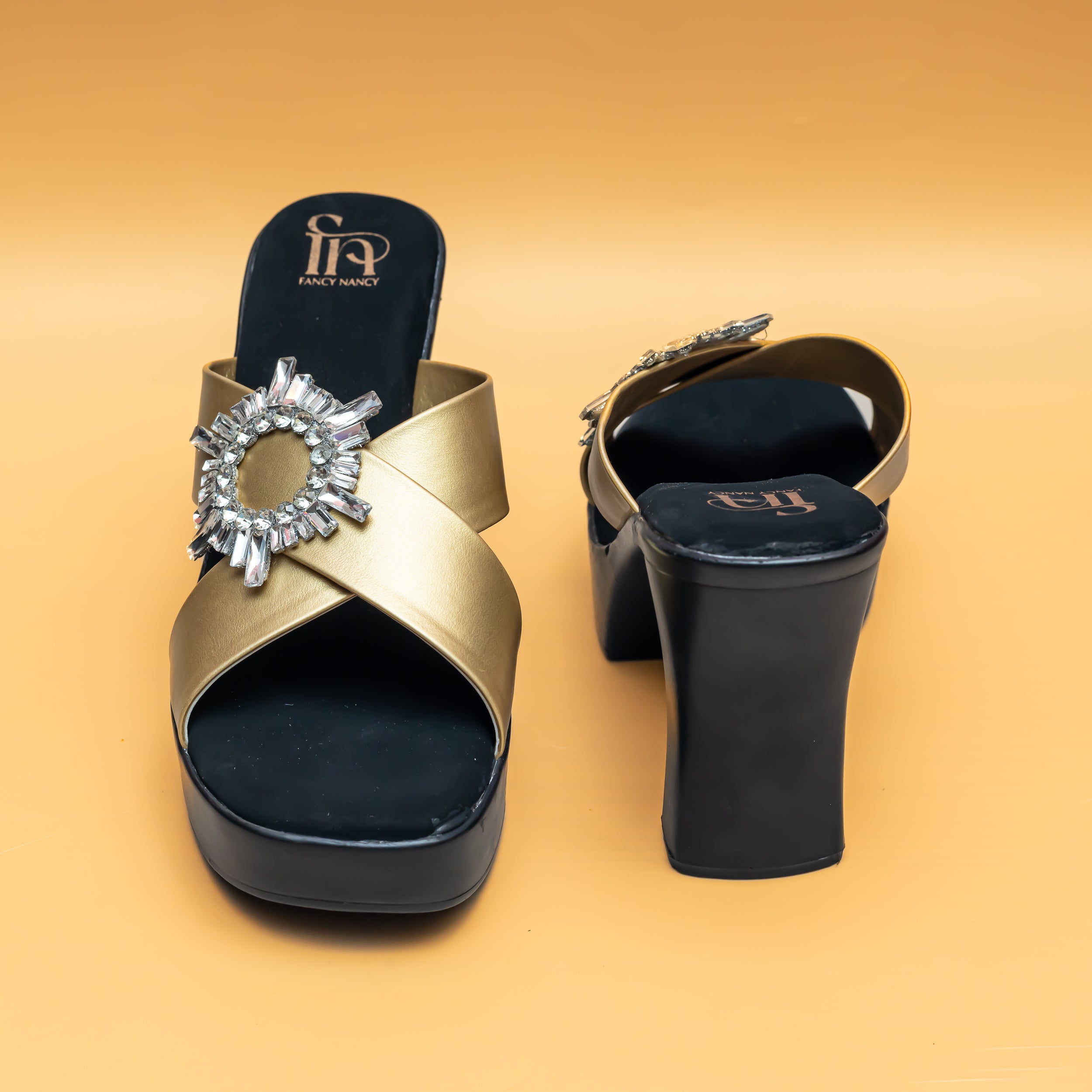 Rhinestone Broach Platforms - Gold