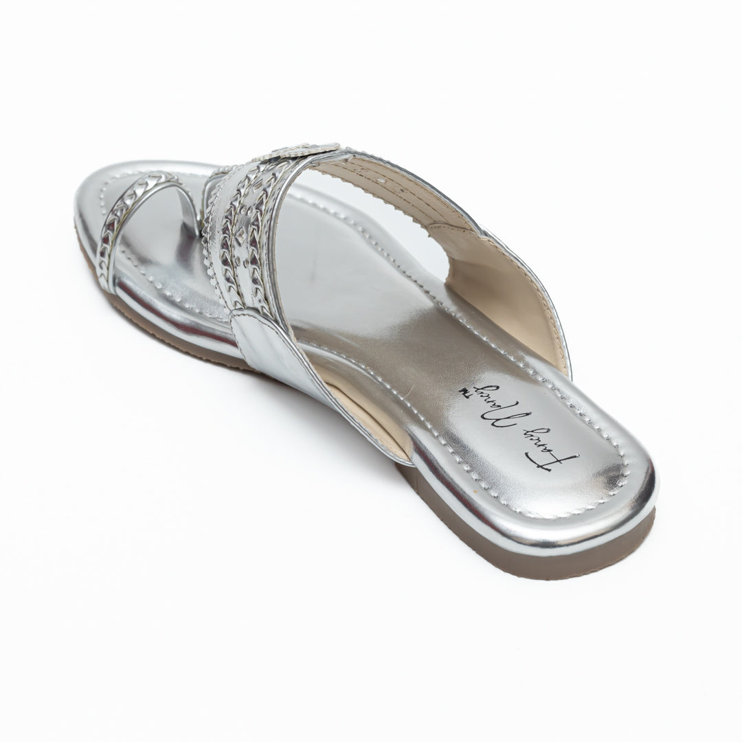 Traditional Kolhapuri Flats - Silver