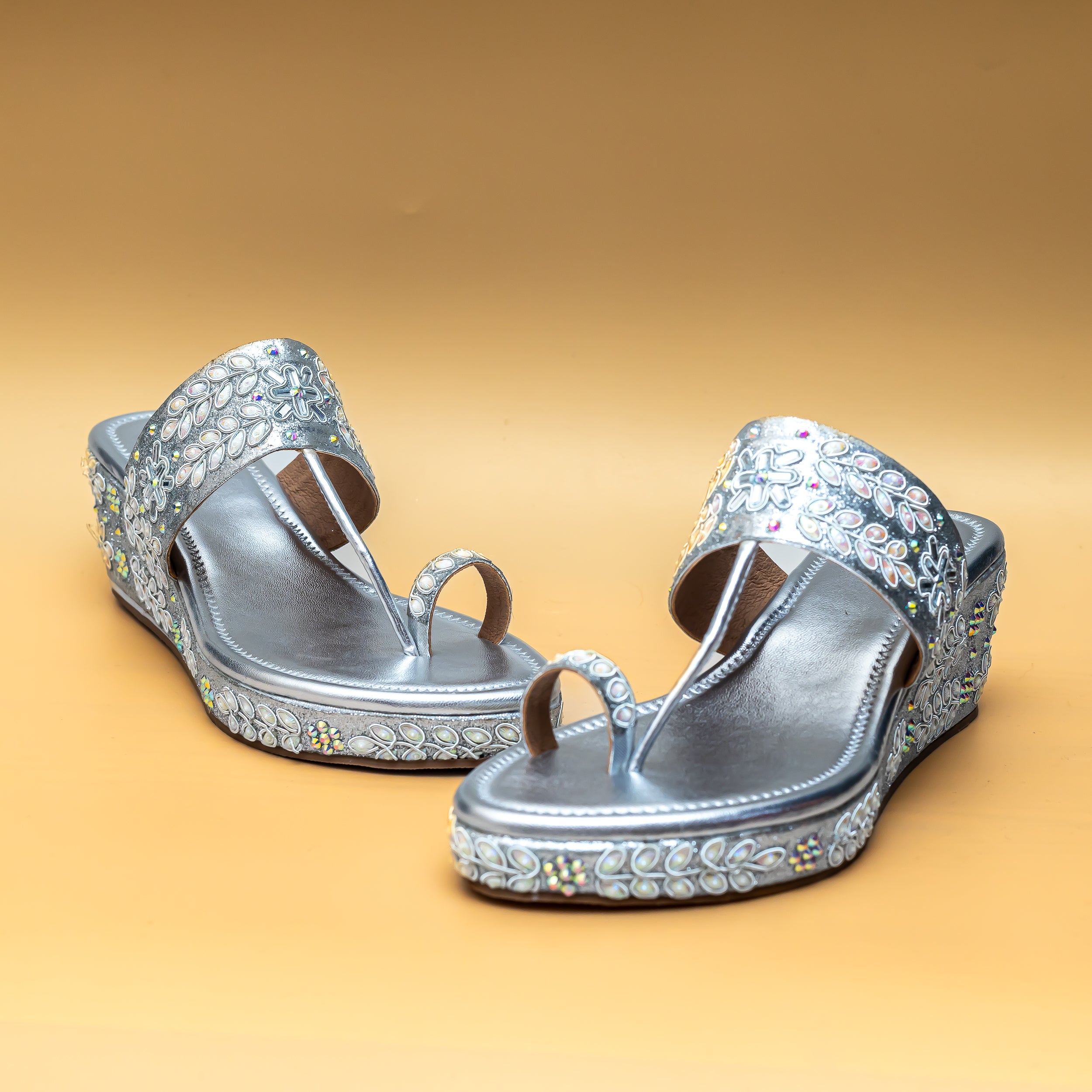 Gota Patti Kolhapuris - Silver
