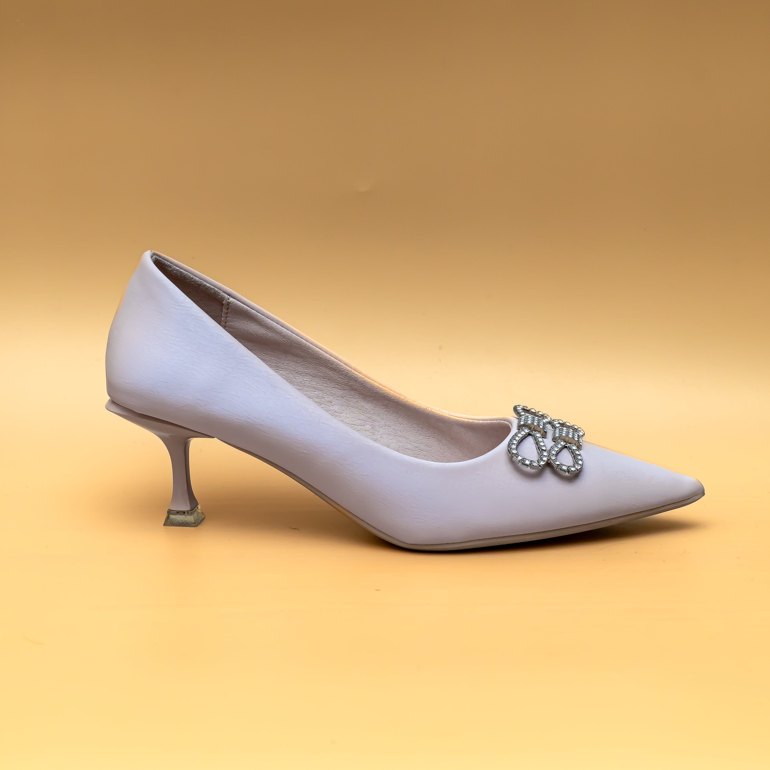 Infinity Bow Pumps - Beige