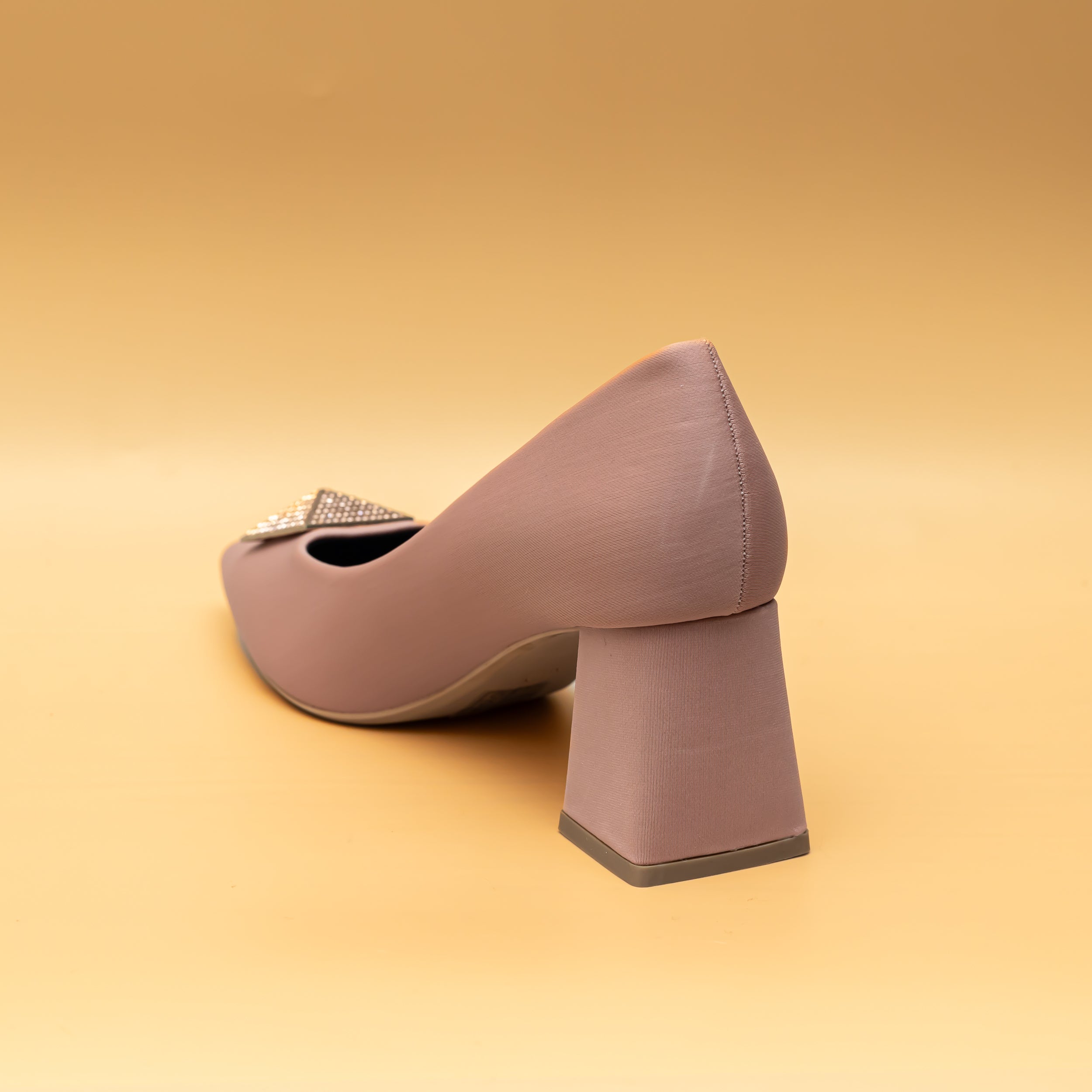 Pyramid Broach Pumps - Pink