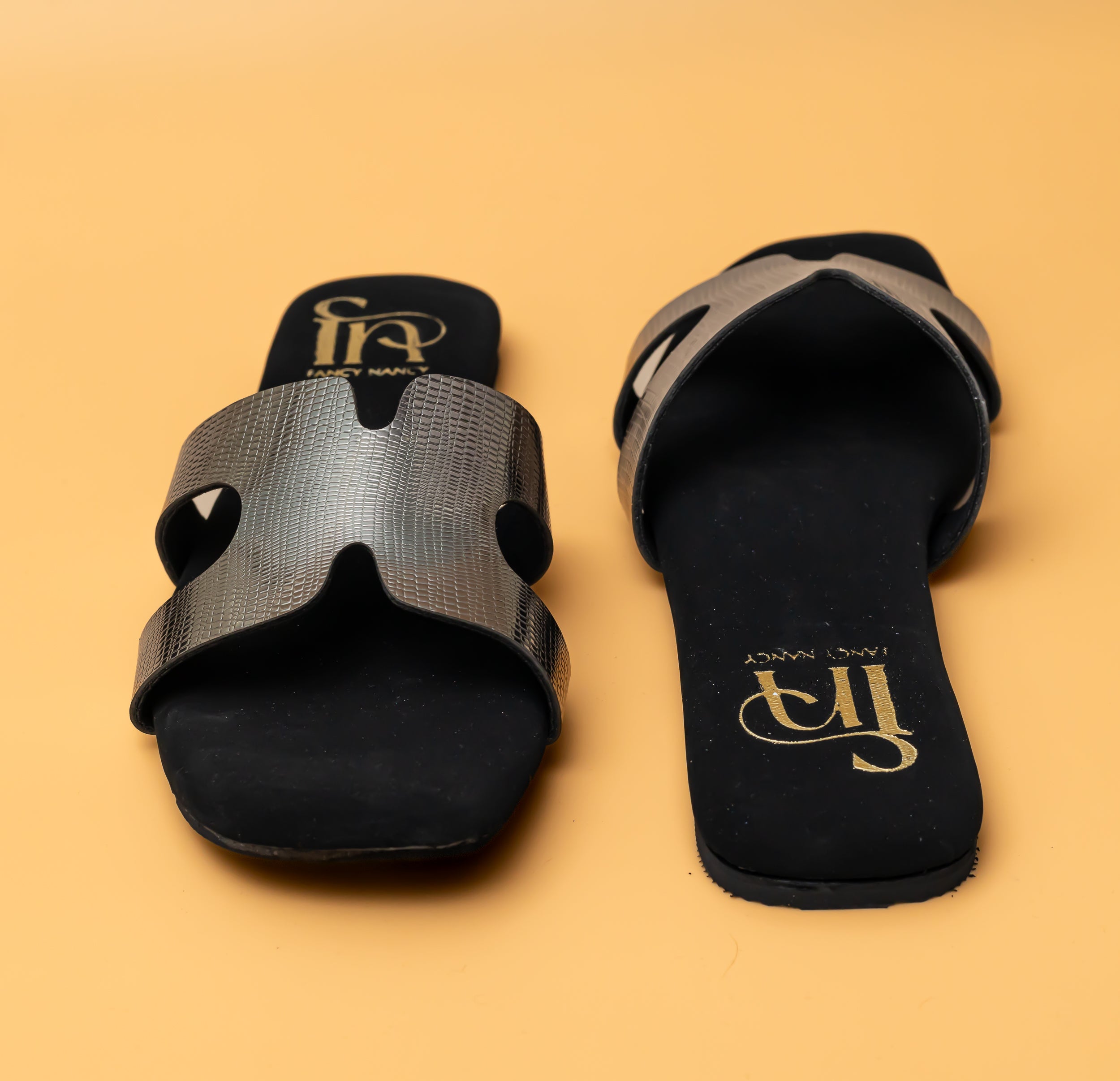 H Flats - Grey