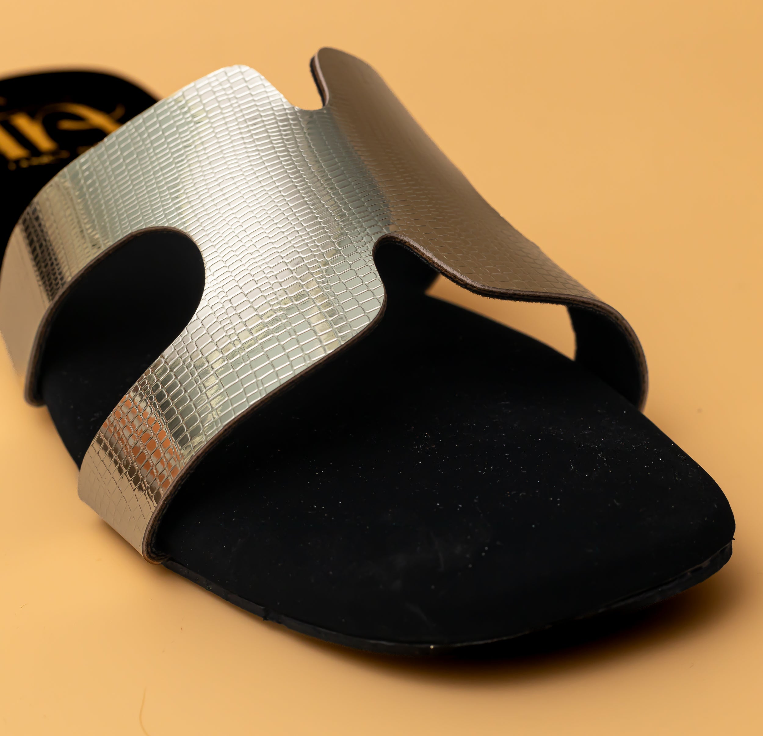 H Flats - Gold