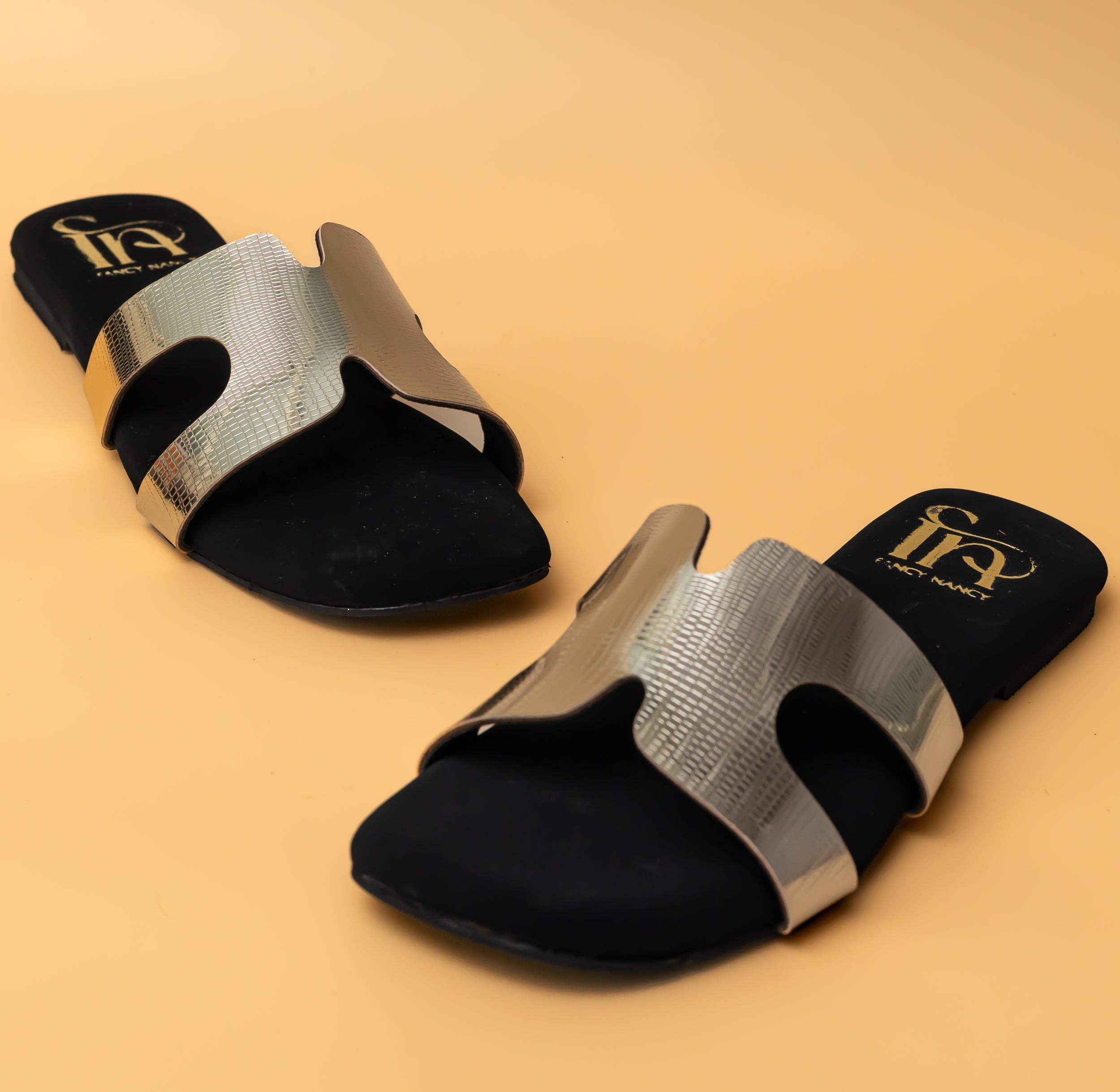 H Flats - Gold