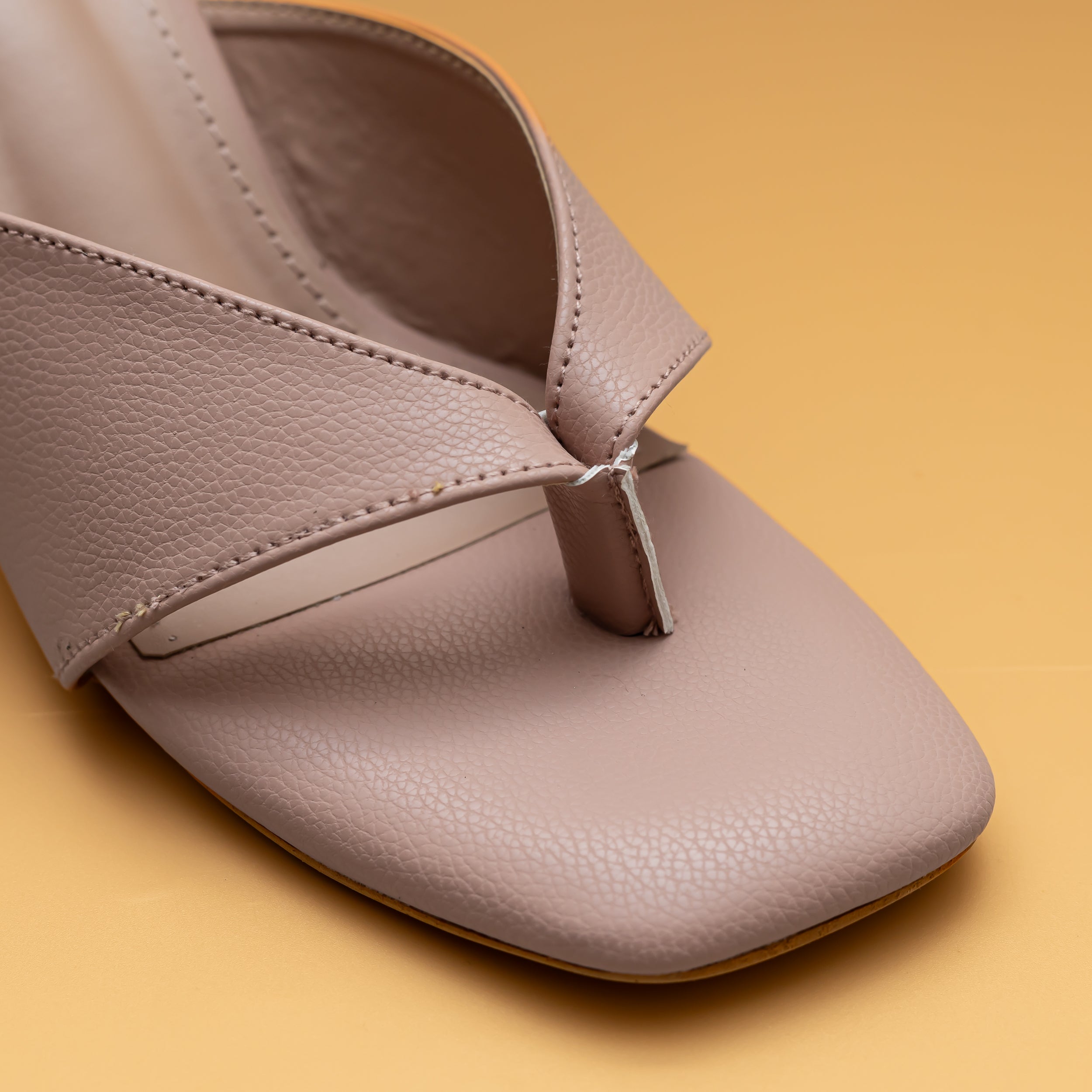 V Strap Sandals - Peach
