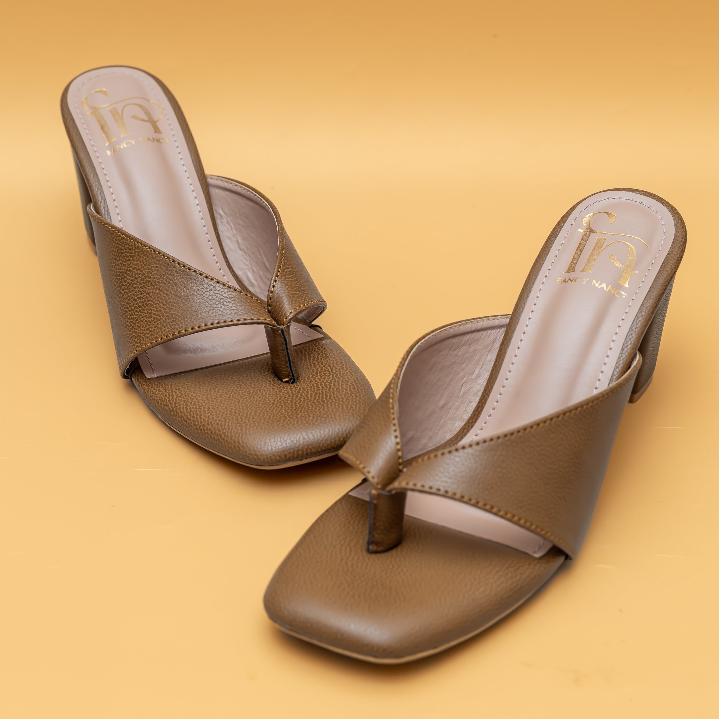 V Strap Sandals - Brown