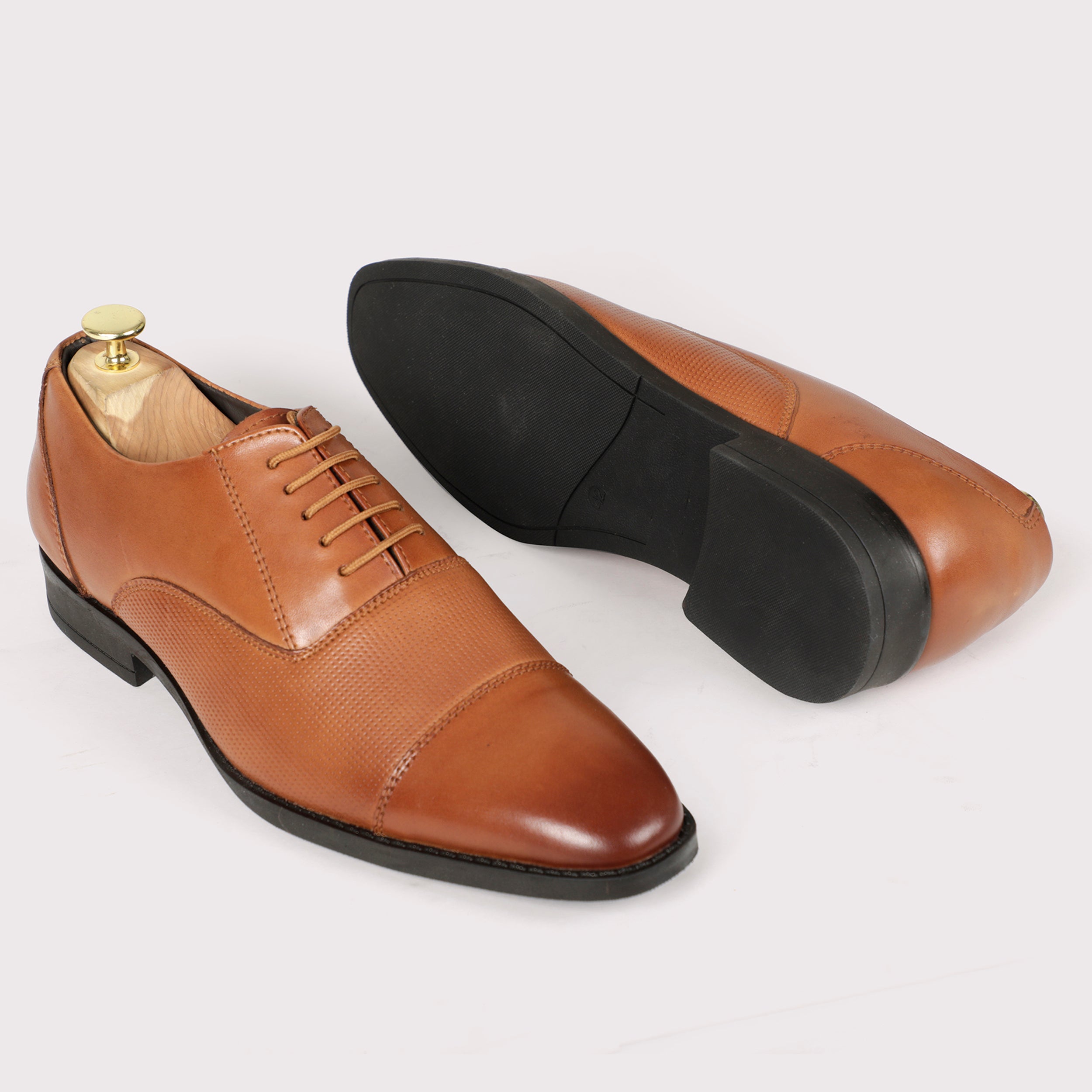 Specter Oxfords – Tan