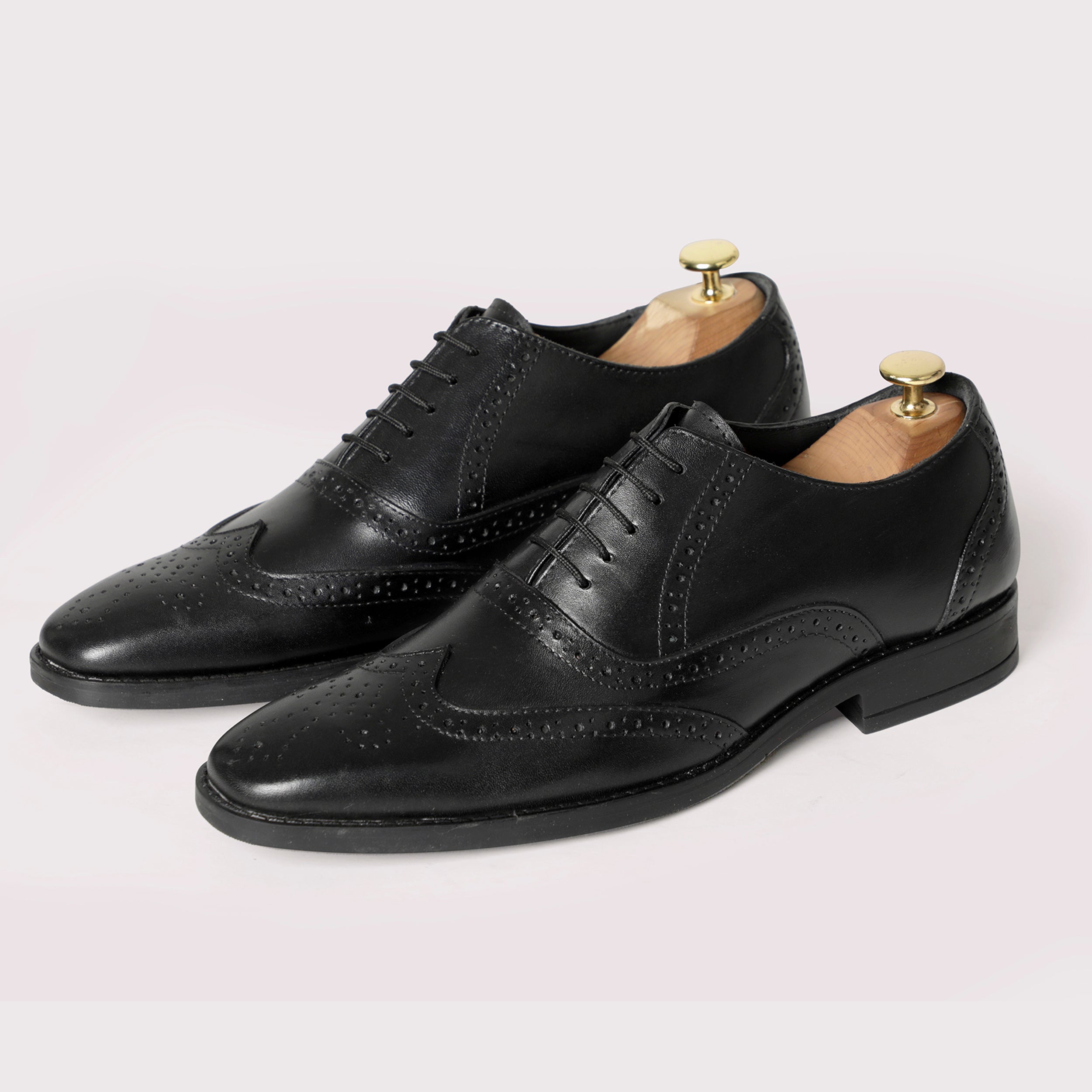 Harvey Brogues - Black
