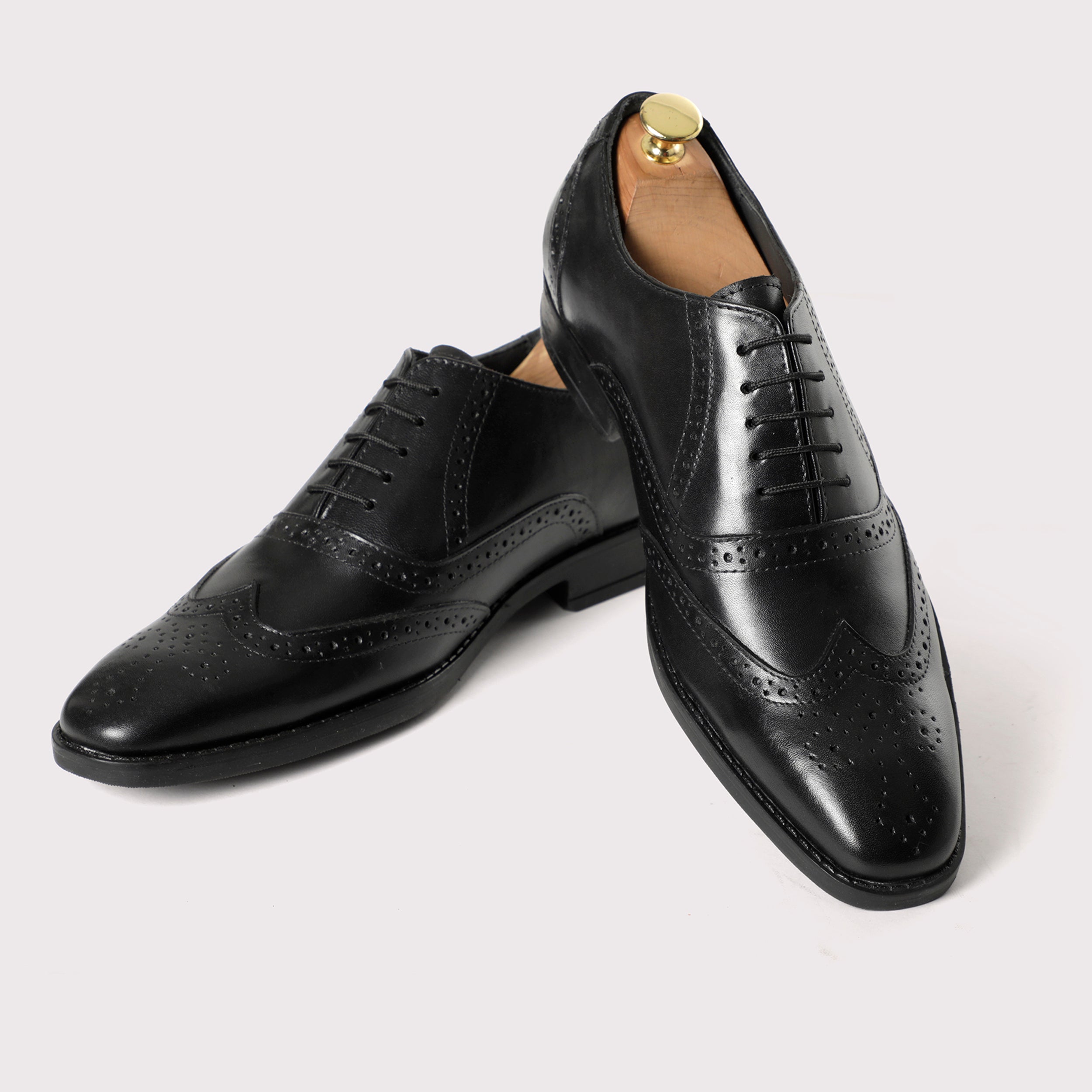 Harvey Brogues - Black