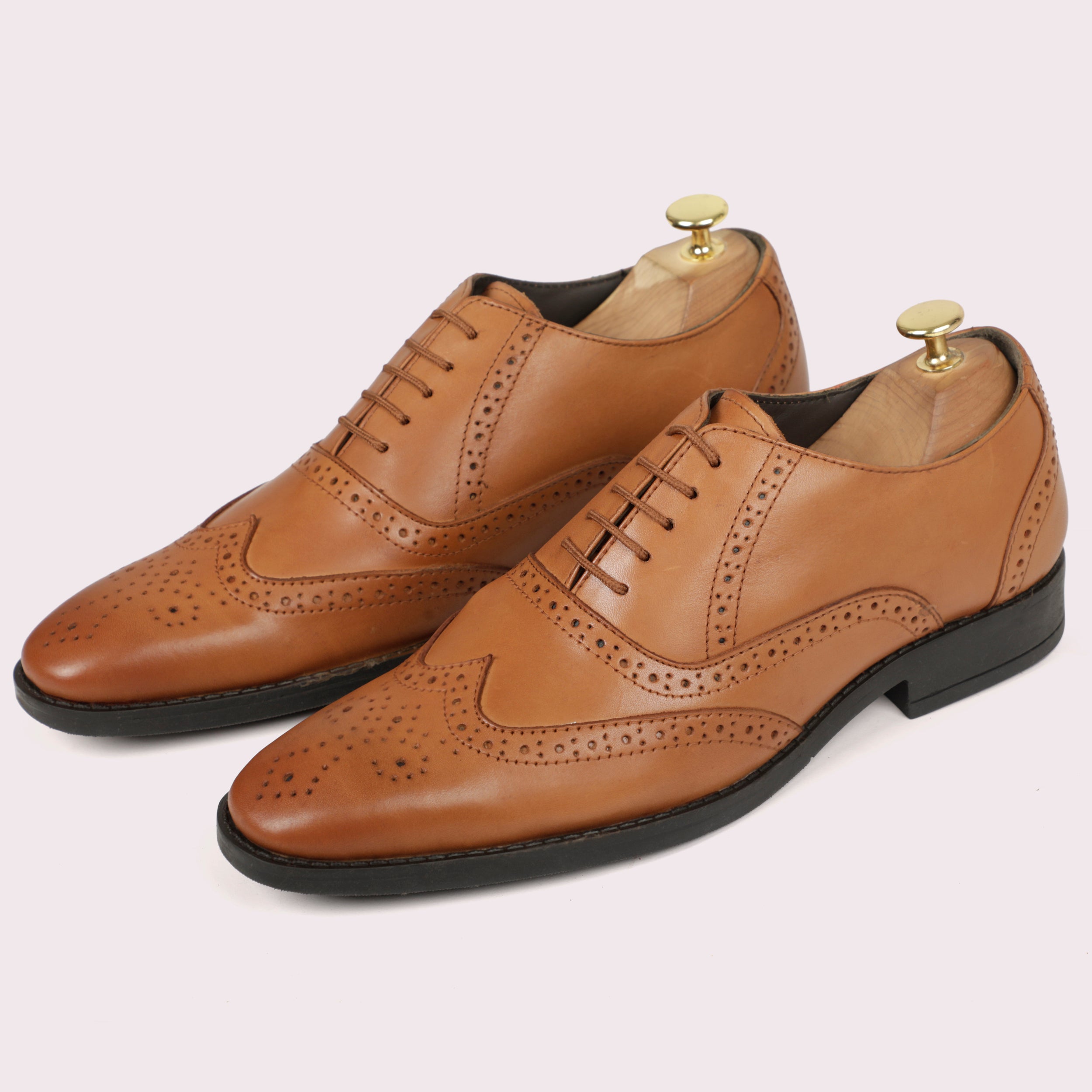 Harvey Brogues - Tan