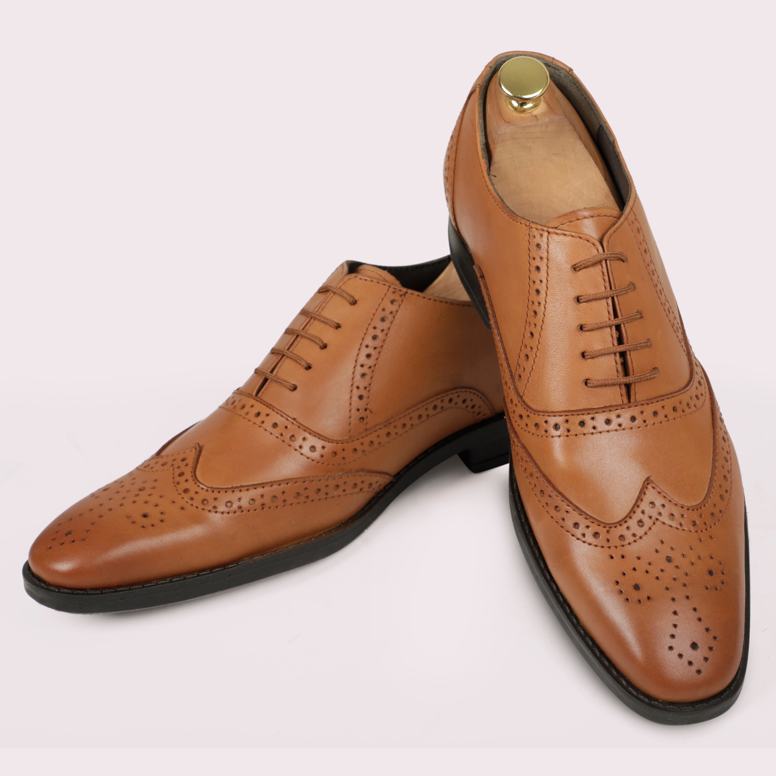 Harvey Brogues - Tan