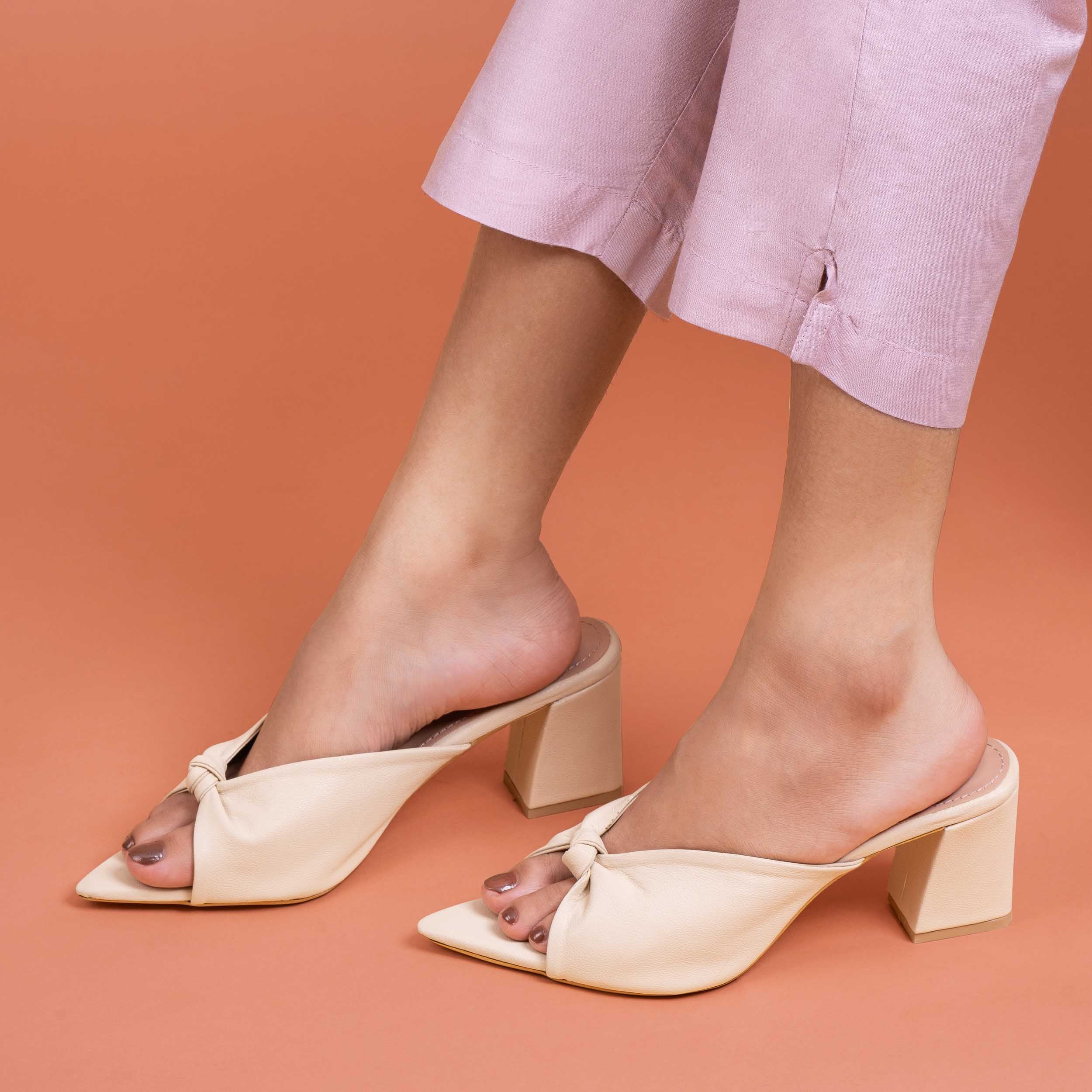 Knotty Heel Mules Cream