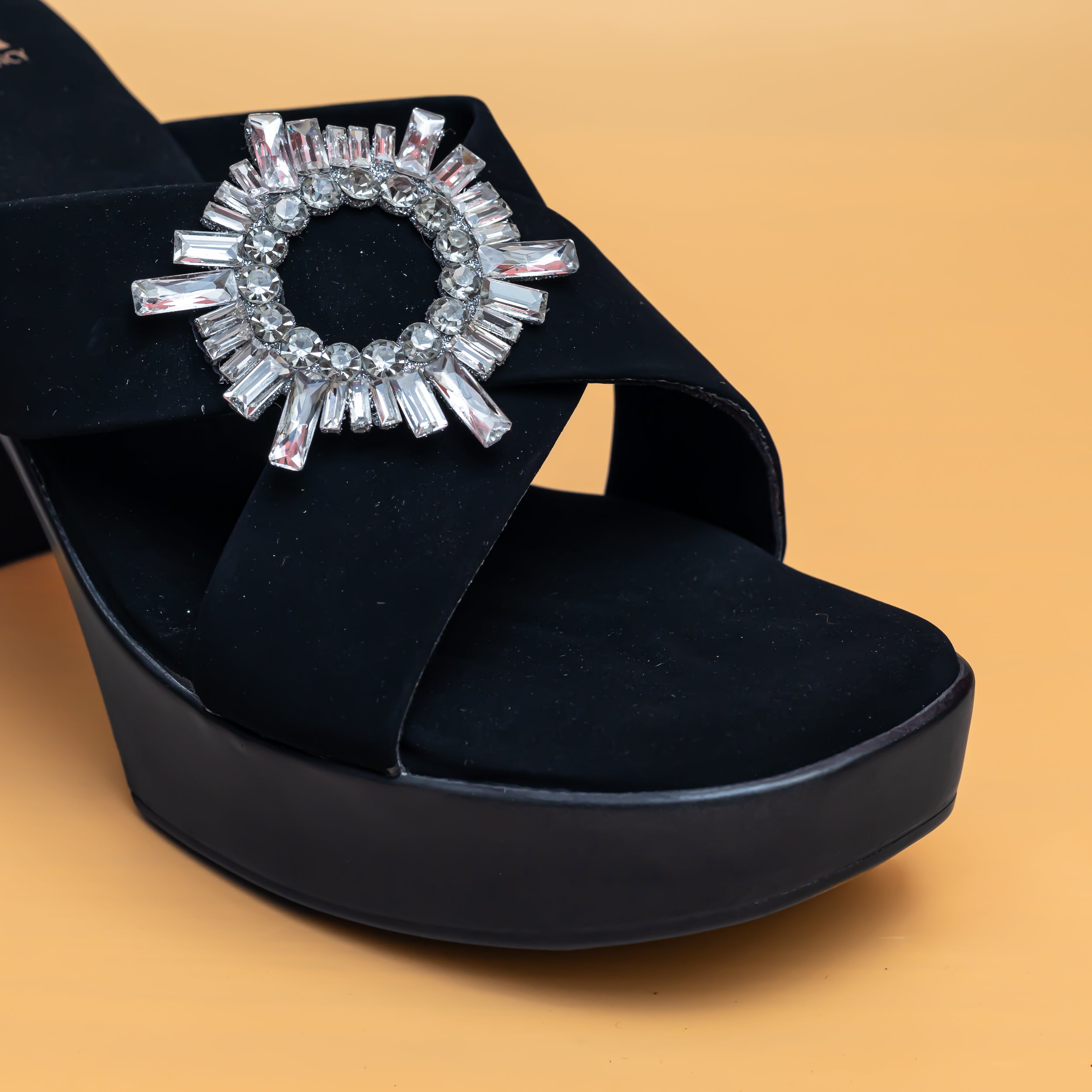 Rhinestone Broach Platforms - Black