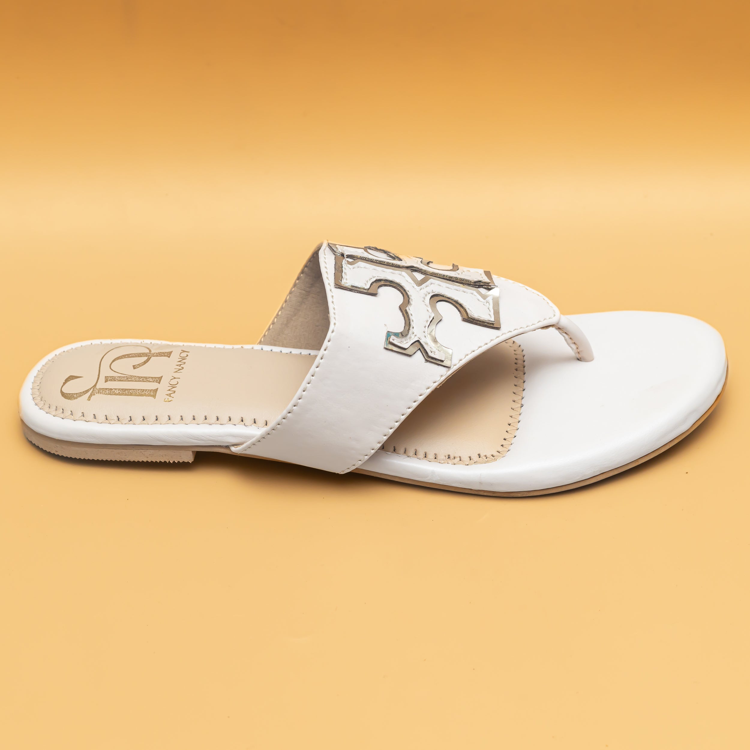 Metallic Detail Flat - Cream