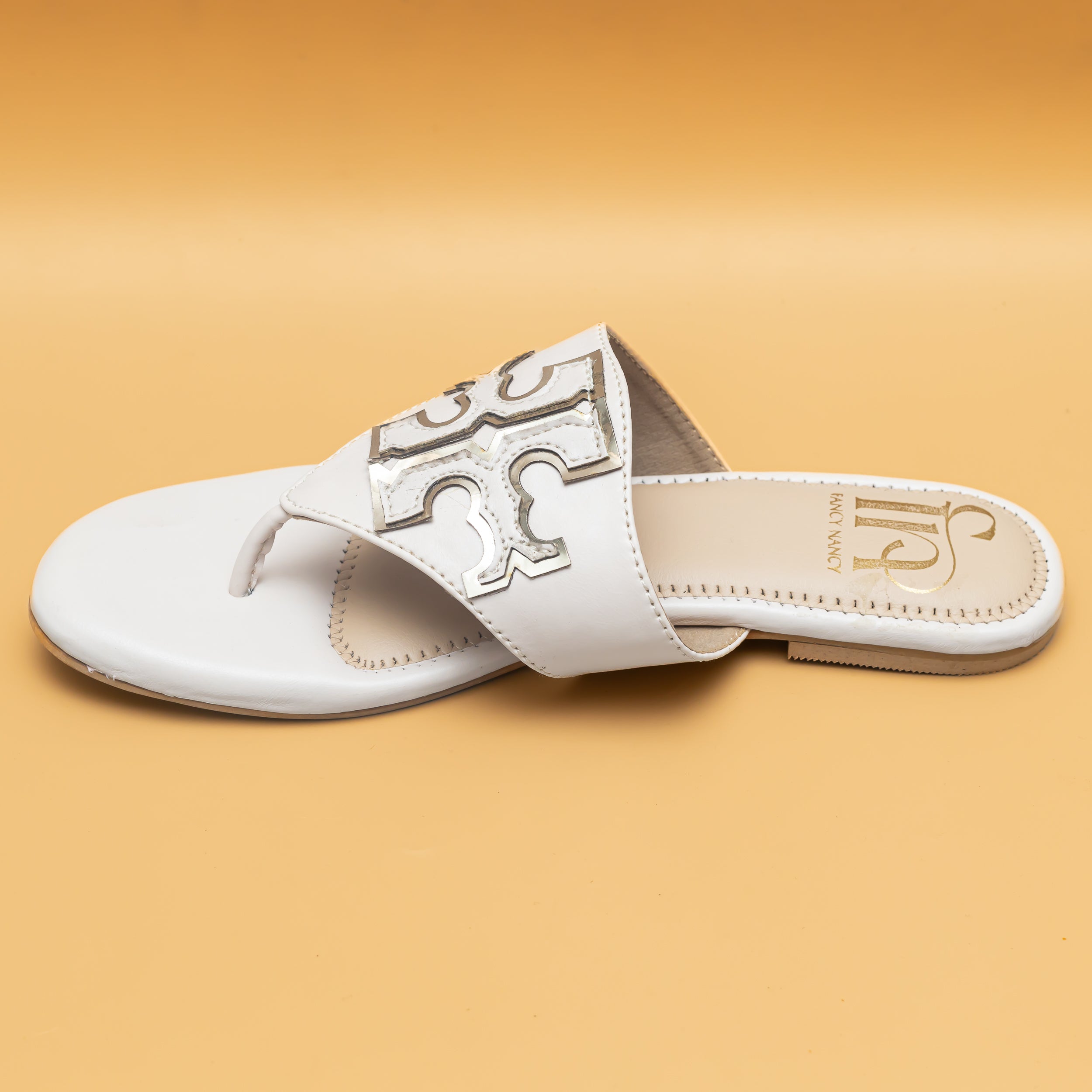 Metallic Detail Flat - Cream