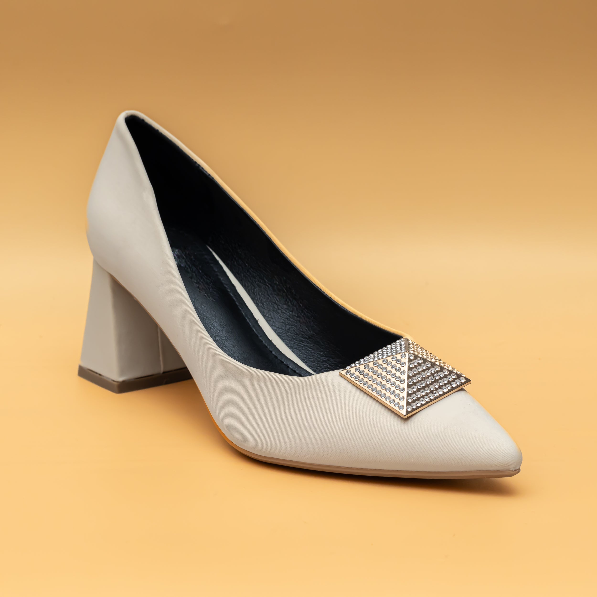 Pyramid Broach Pumps - Beige