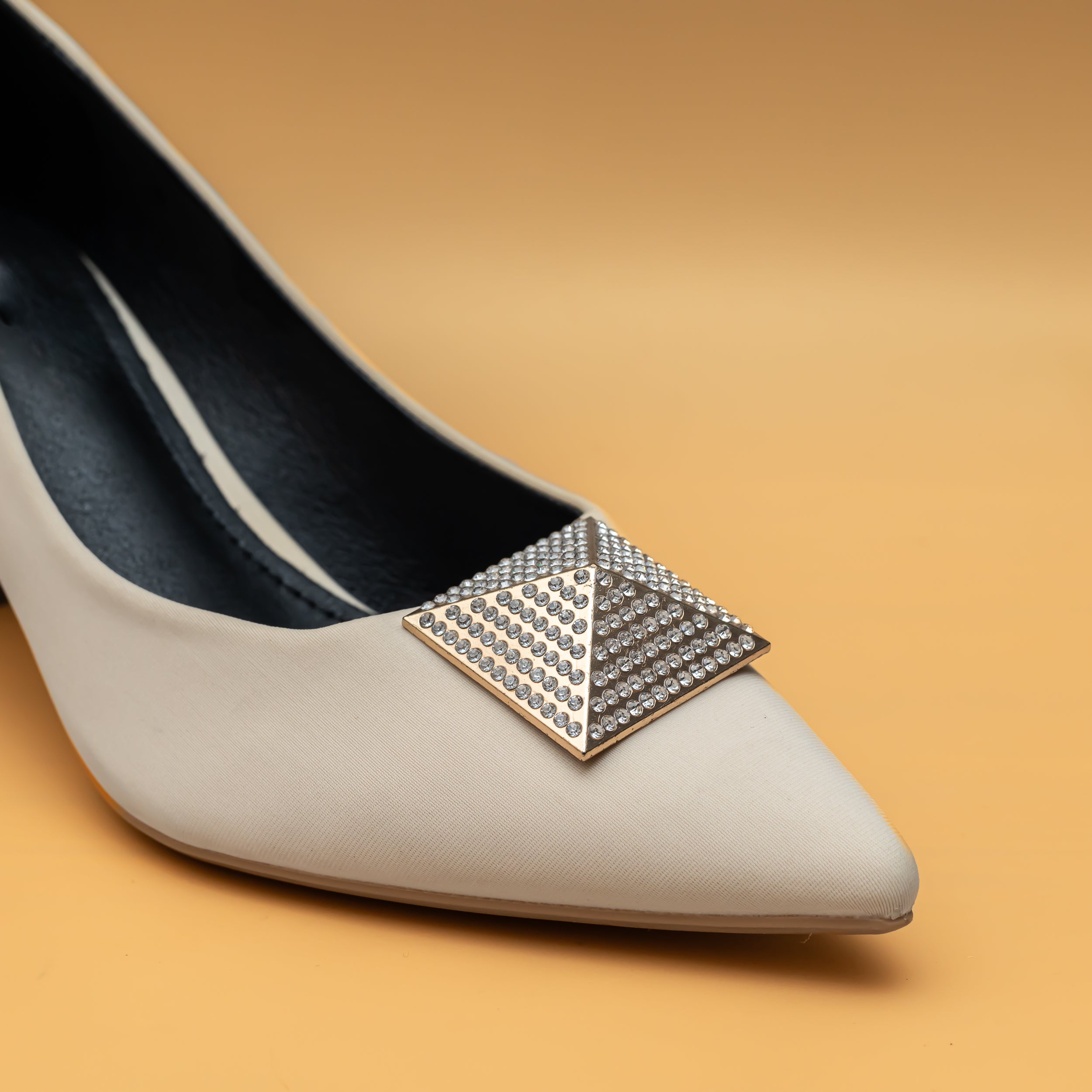 Pyramid Broach Pumps - Beige