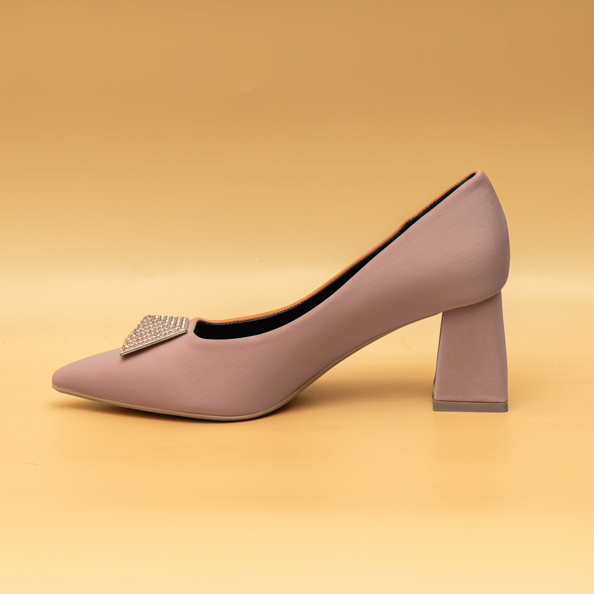 Pyramid Broach Pumps - Pink