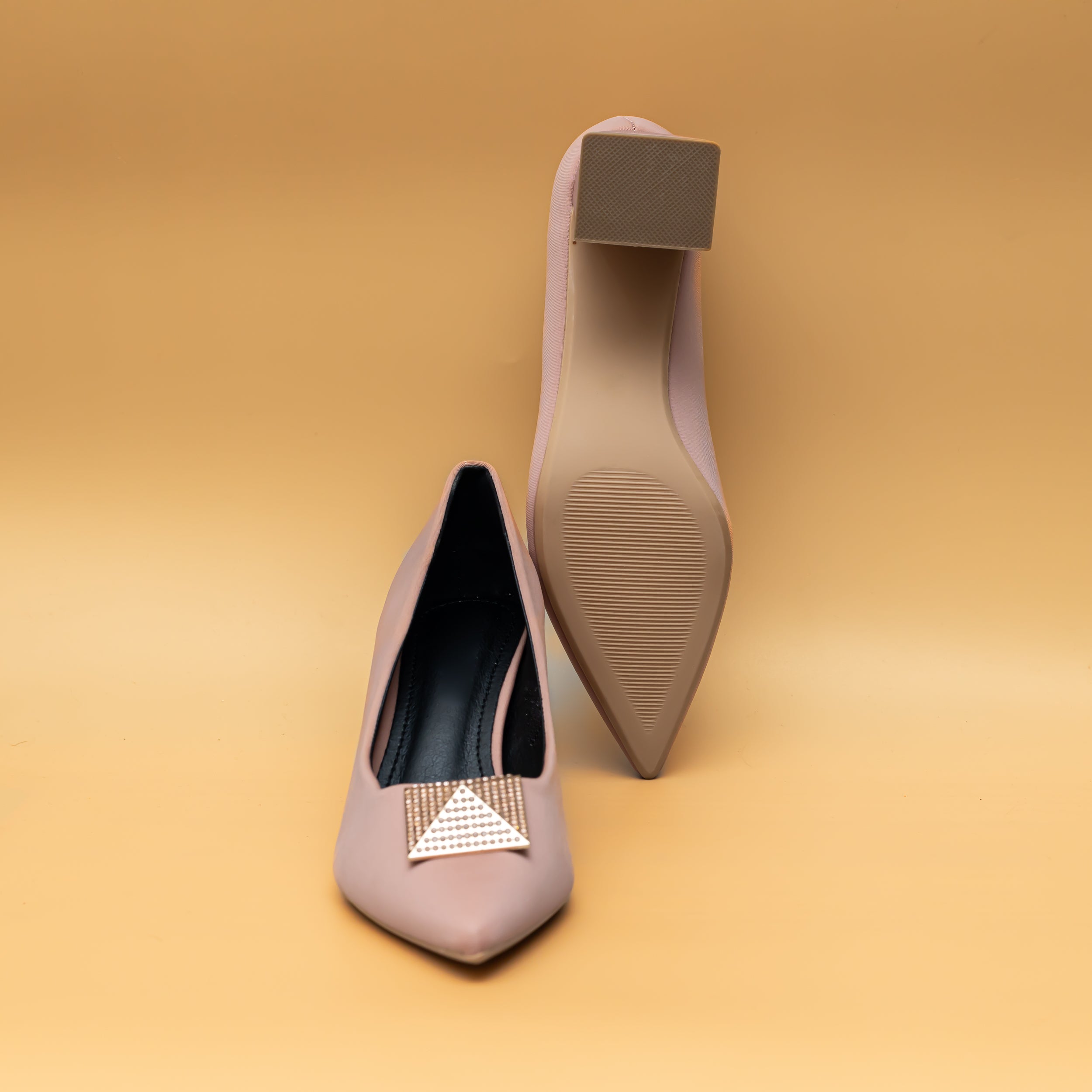 Pyramid Broach Pumps - Pink