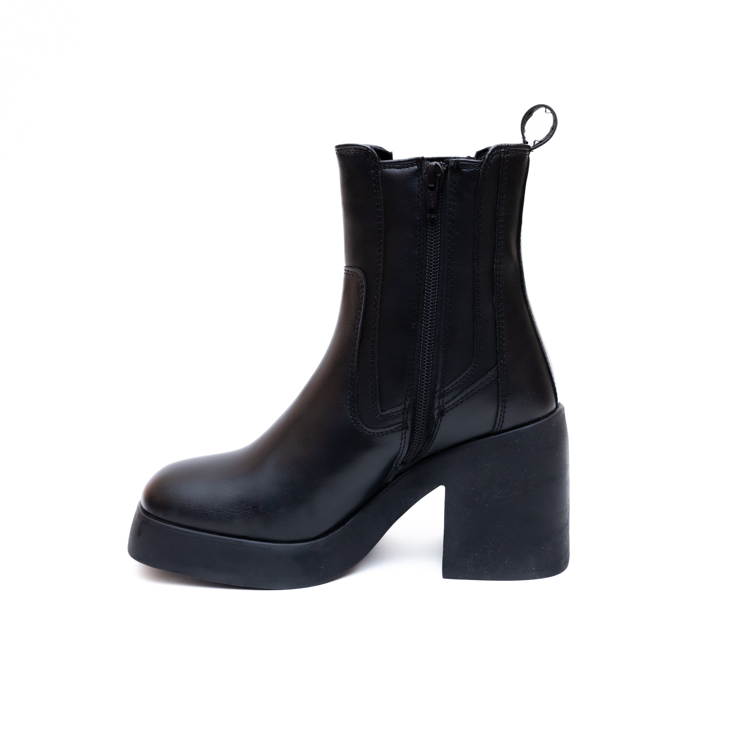 Chelsea Block Heel Boots - Black