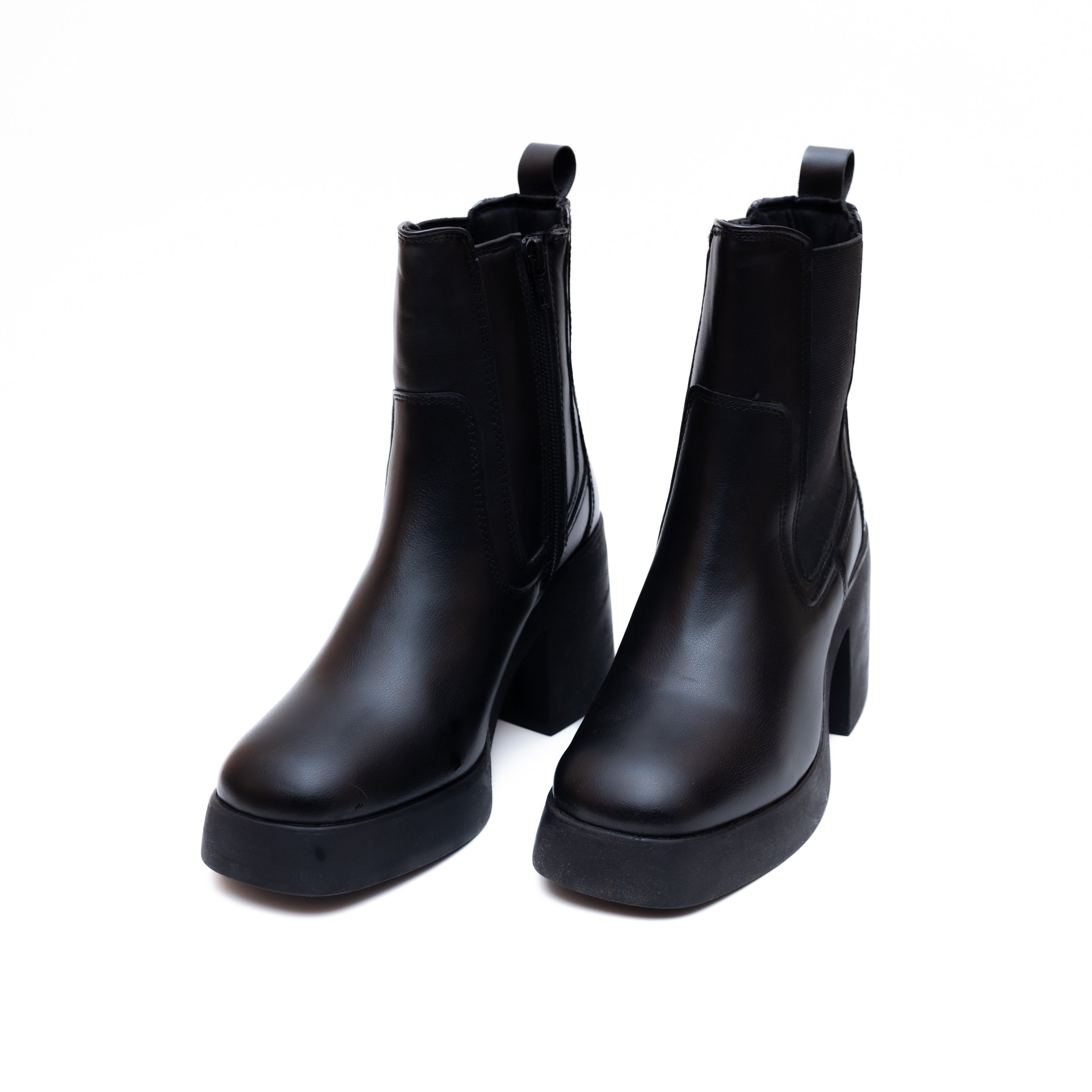 Chelsea Block Heel Boots - Black