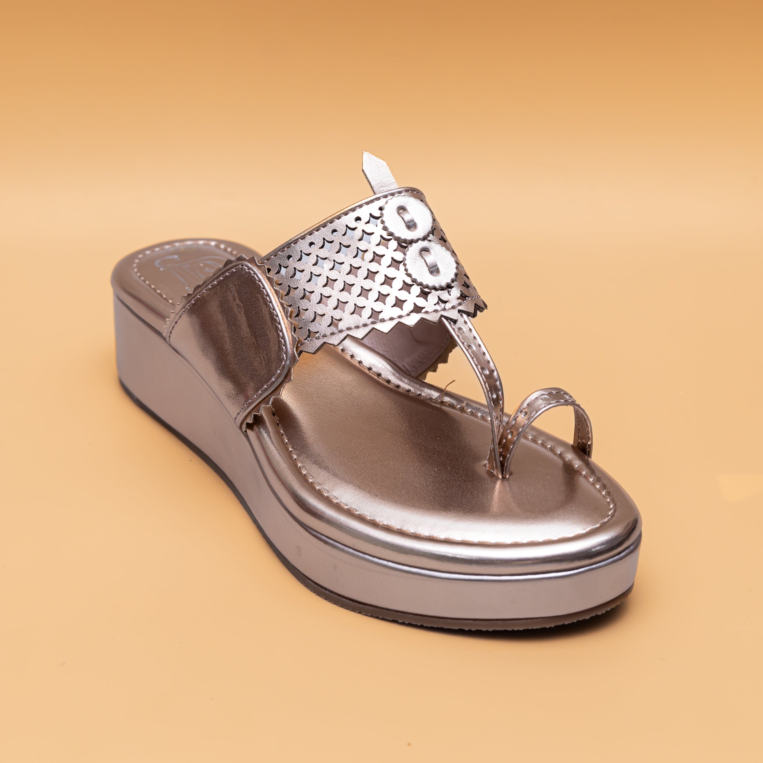 Traditional Jharokha Kolhapuri Platforms - Rosegold