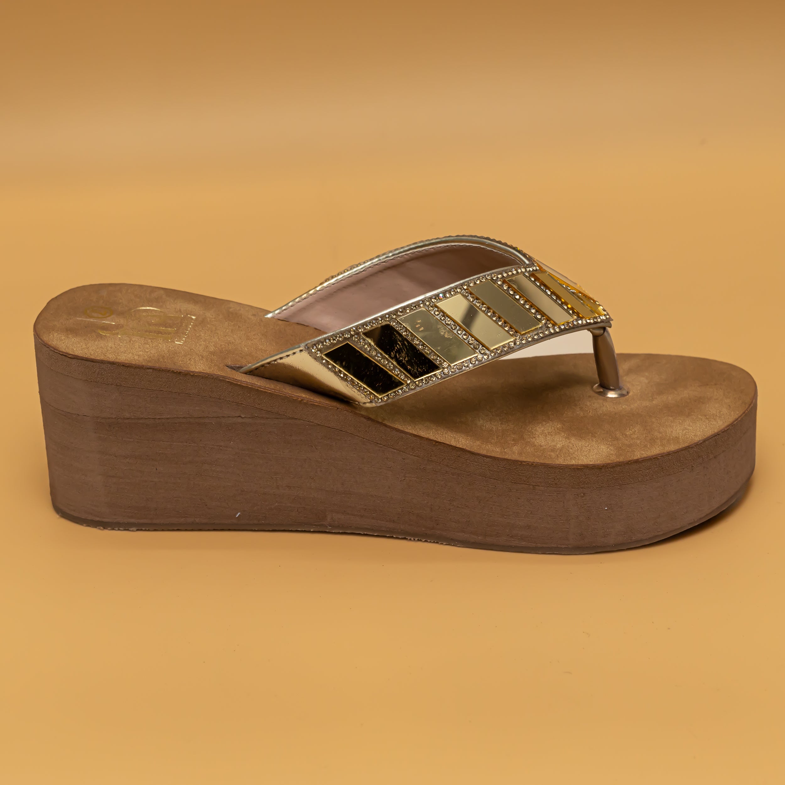 Vee Strap Platforms - Gold