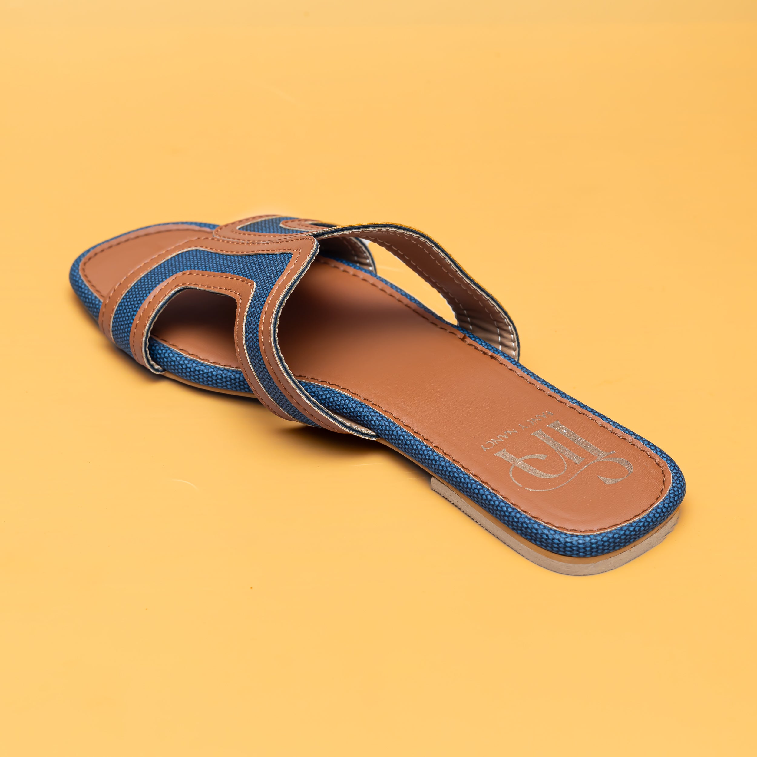 Loop  Flats - Tan/Blue