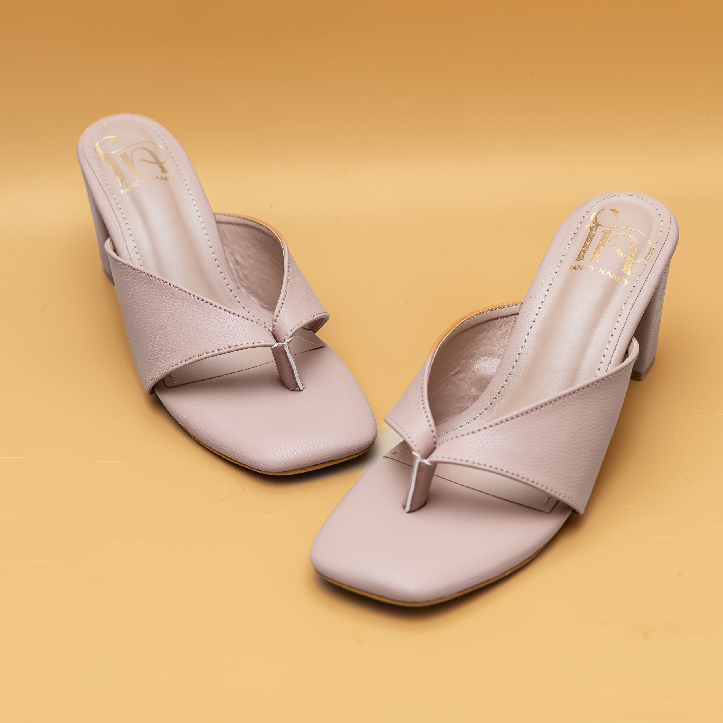 V Strap Sandals - Peach