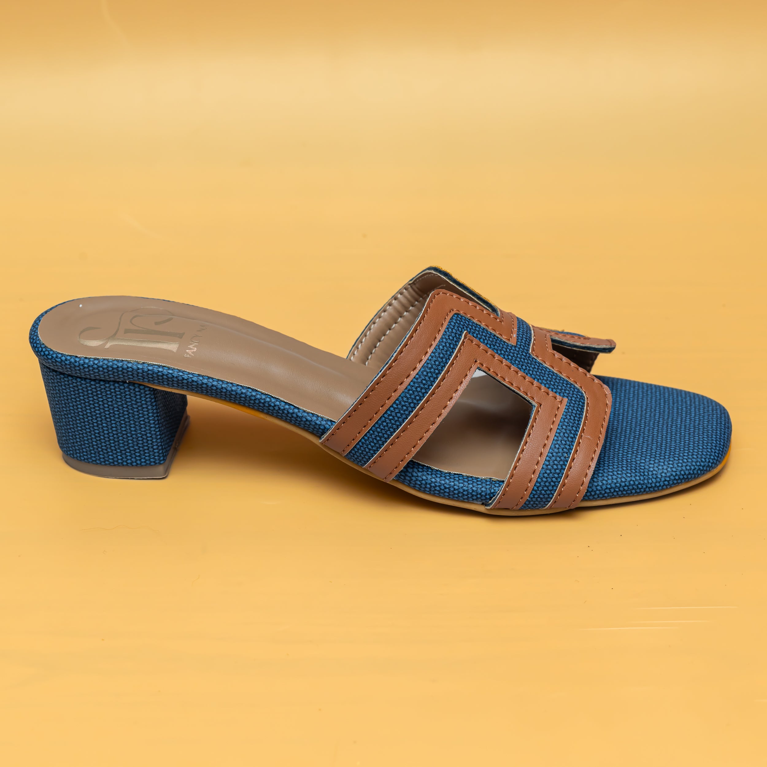 H Style Mules - Tan/Blue