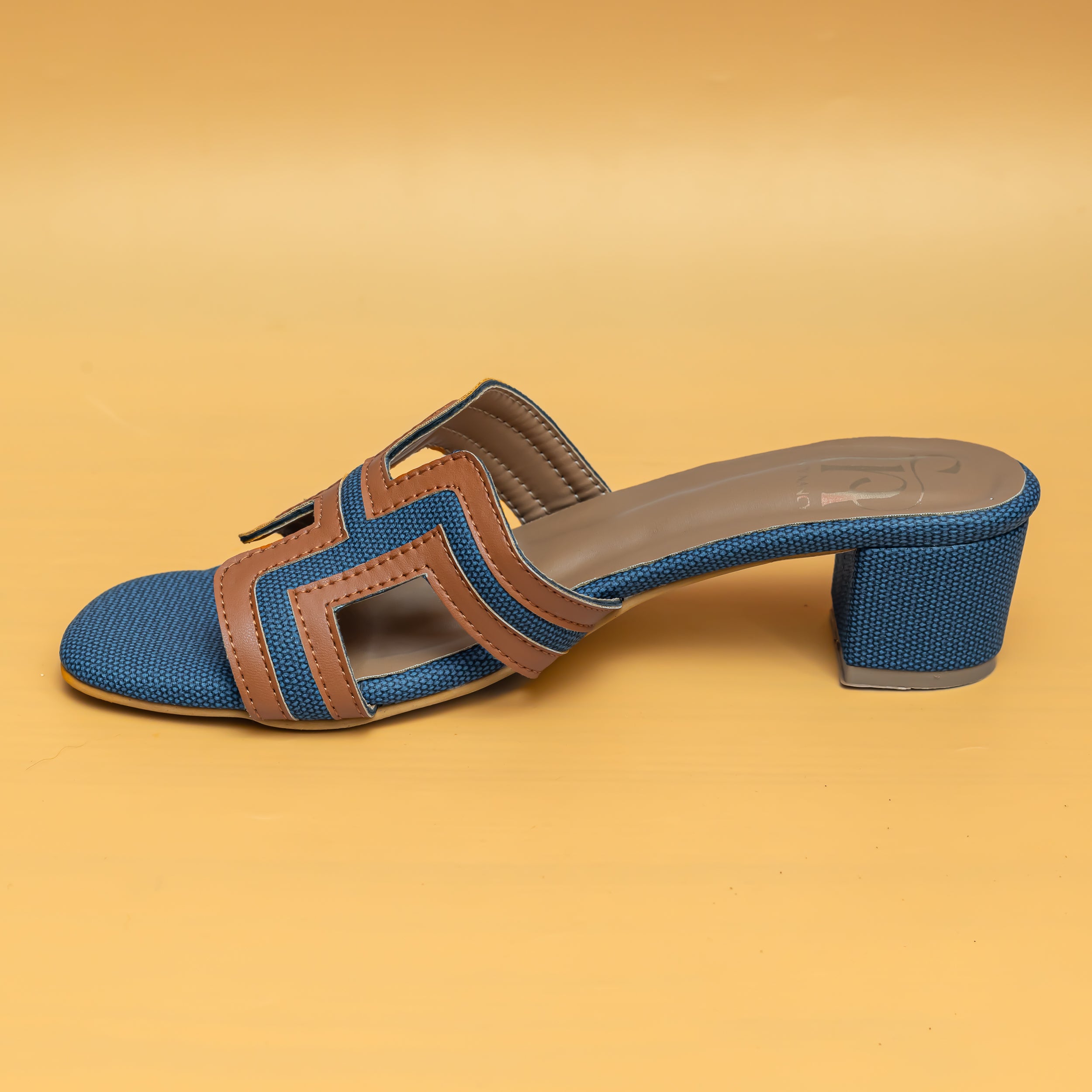 H Style Mules - Tan/Blue