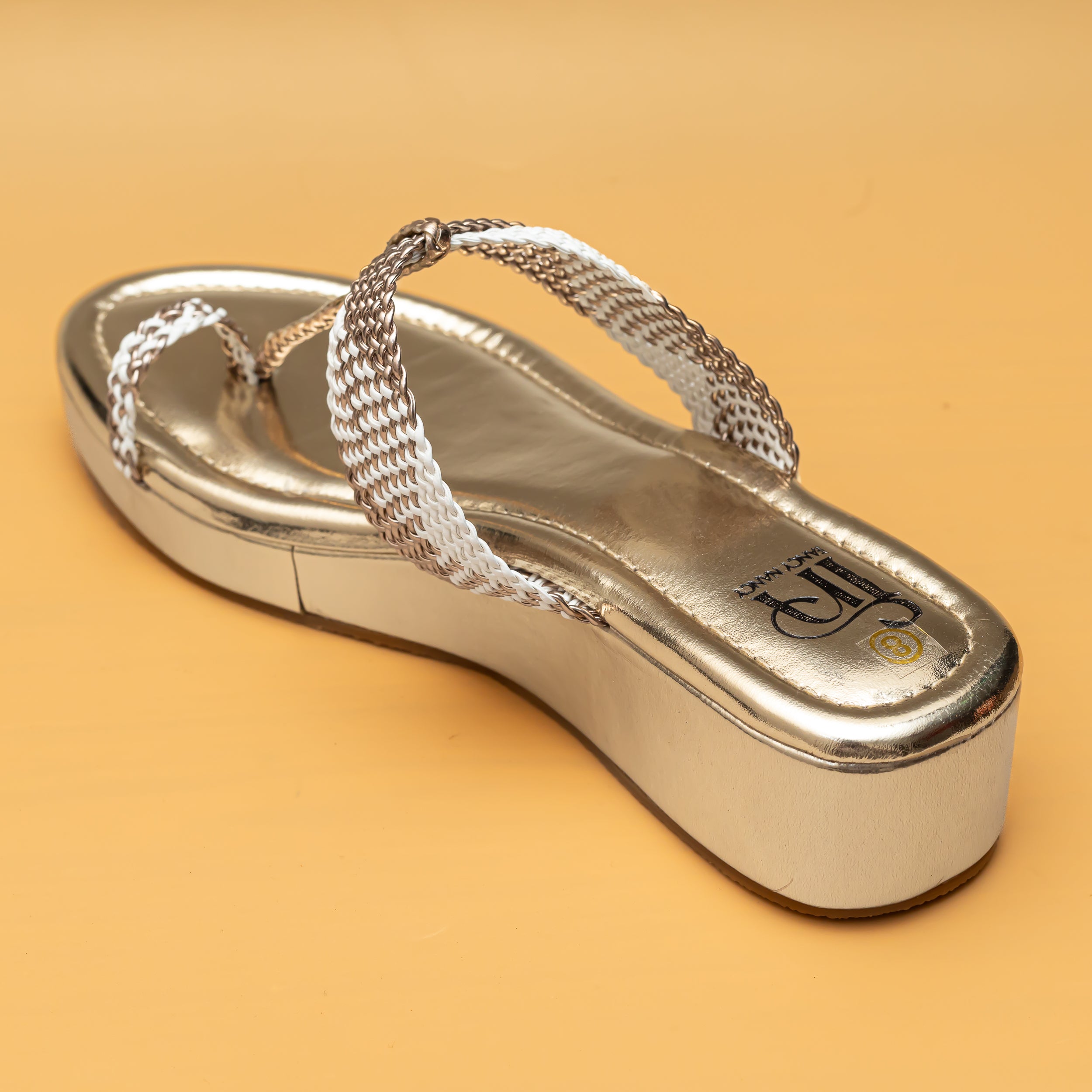 Mesh Kolhapuri Platform - Gold