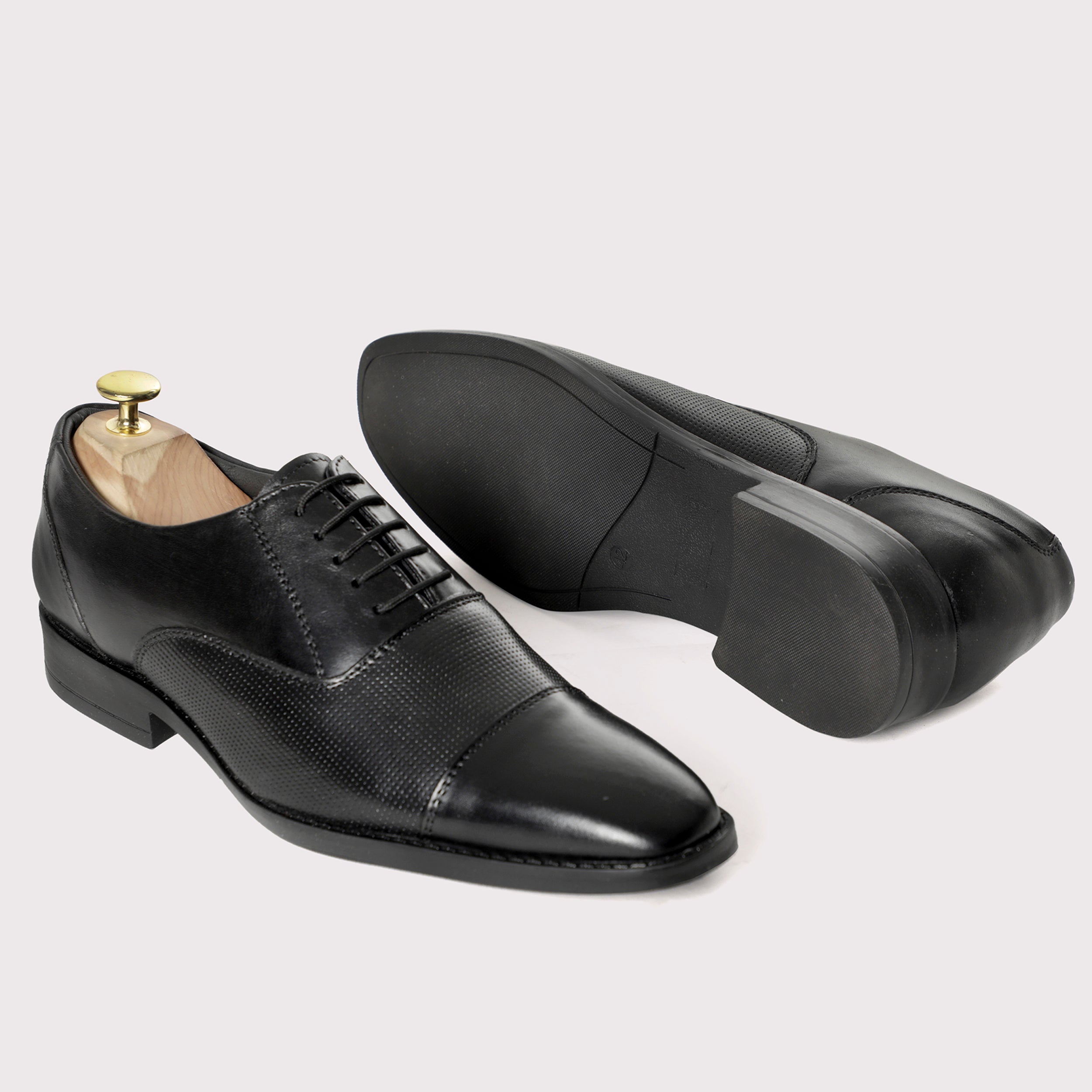 Specter Oxfords – Black