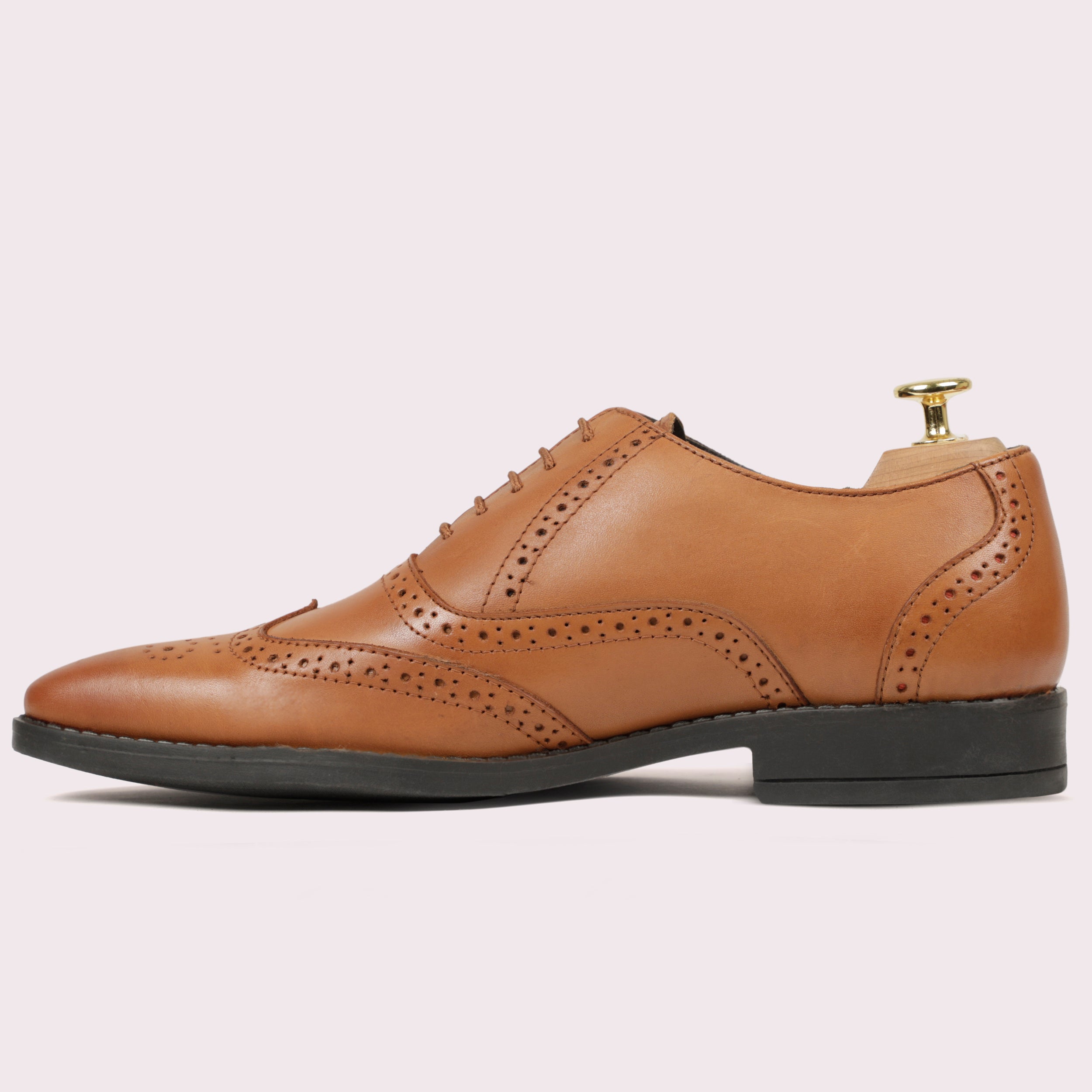 Harvey Brogues - Tan