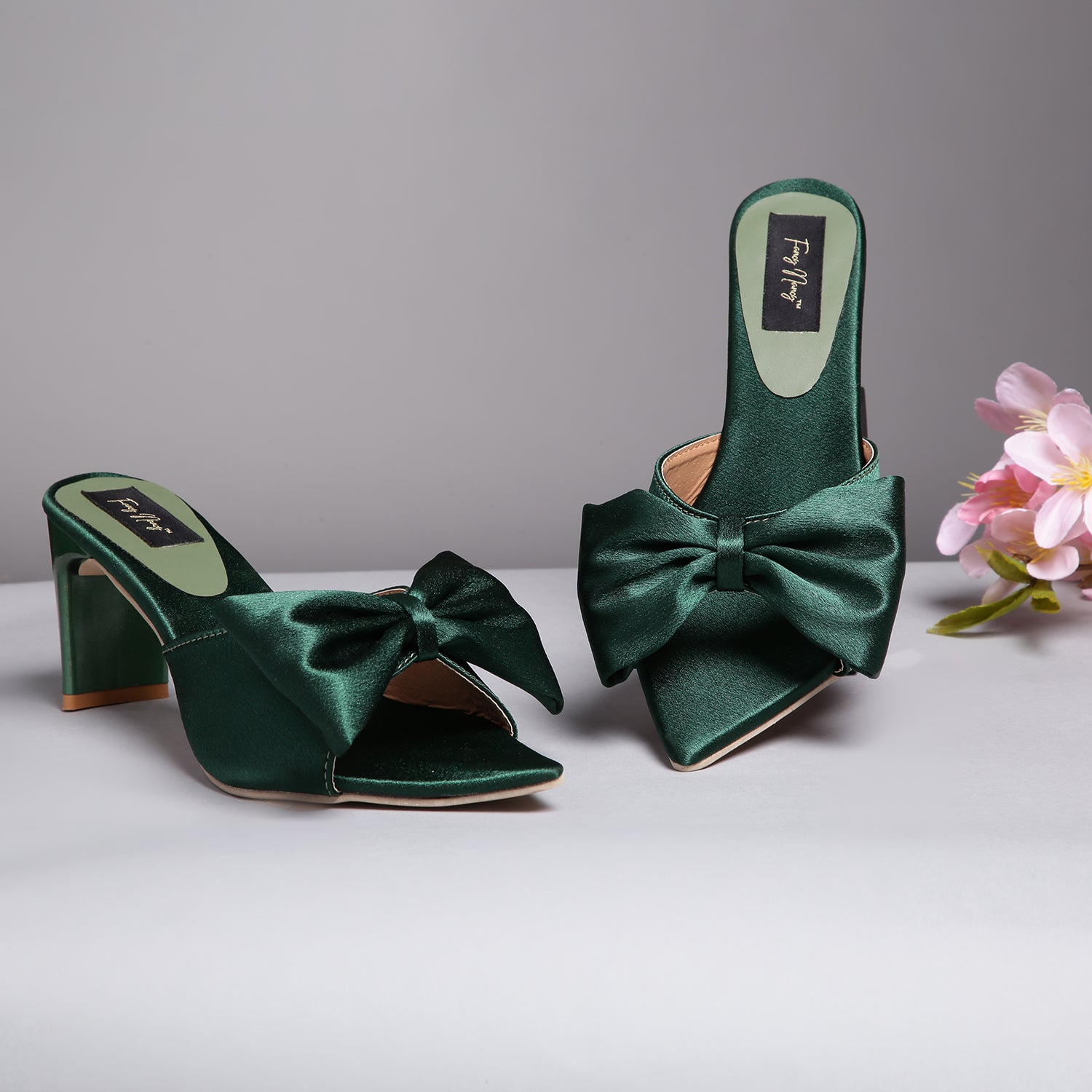 Green bow outlet heels