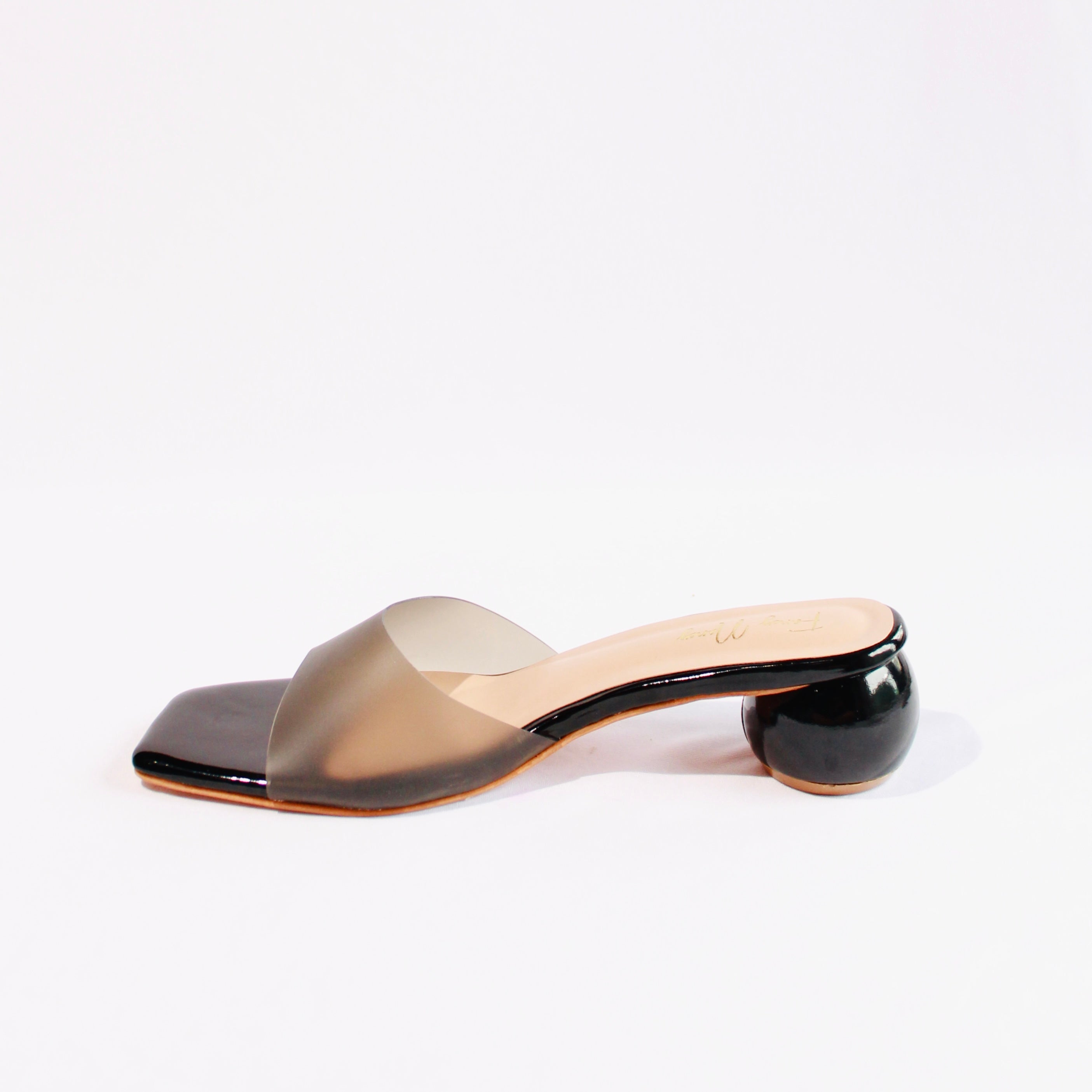 Round Heel Mules - Black