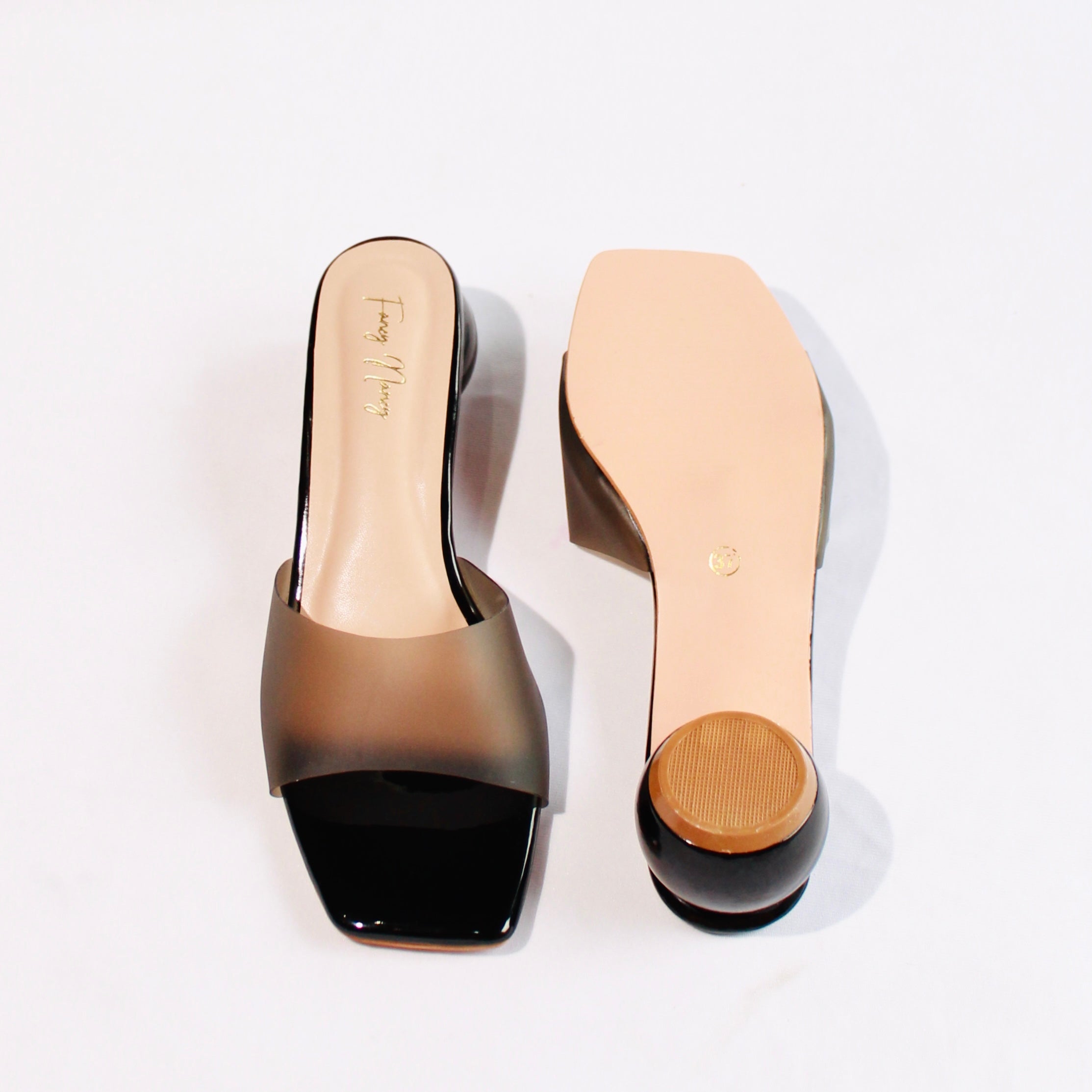 Round Heel Mules - Black