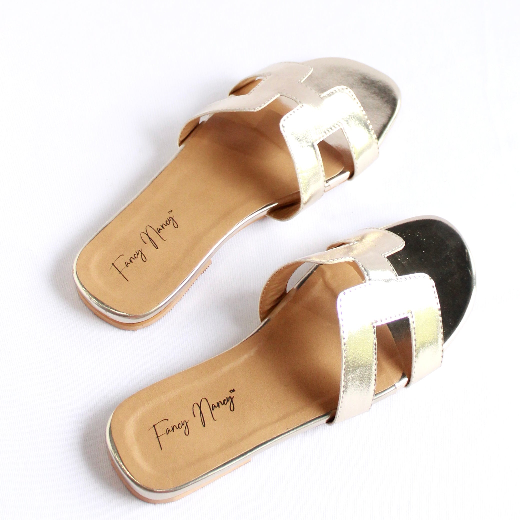 H Style Flats - Golden